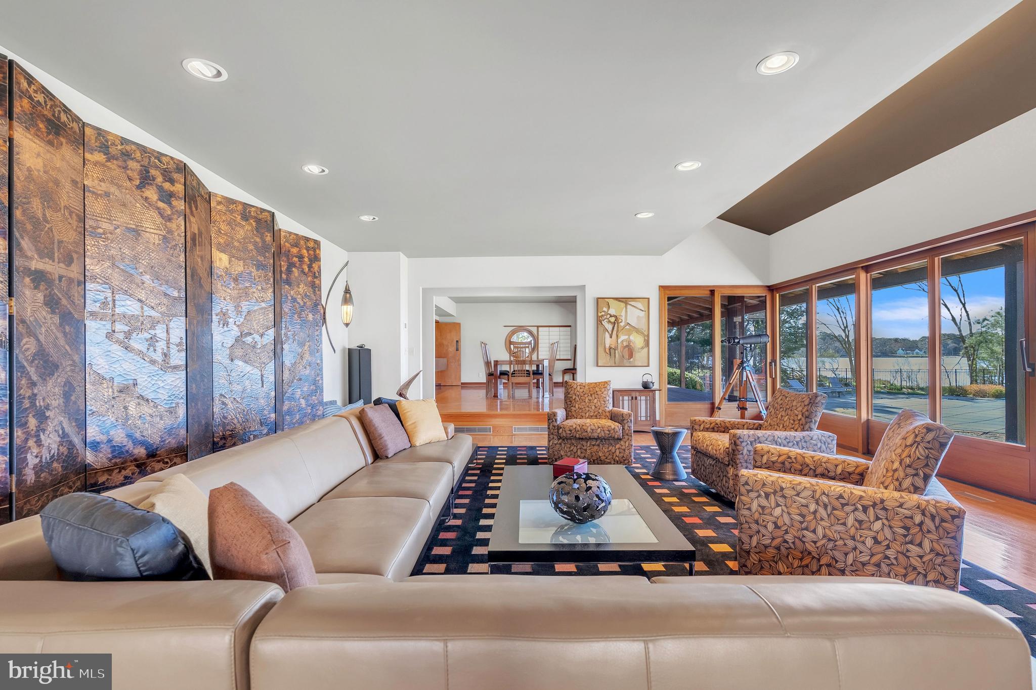 ANCHORAGE - Residential