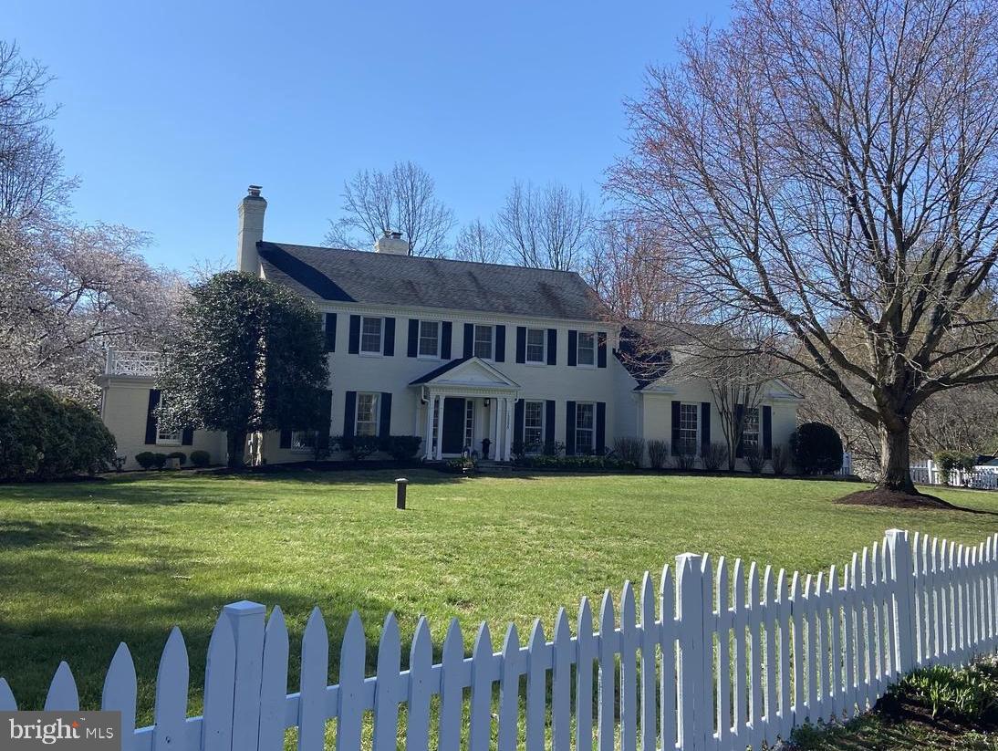 RIVERS EDGE - Residential