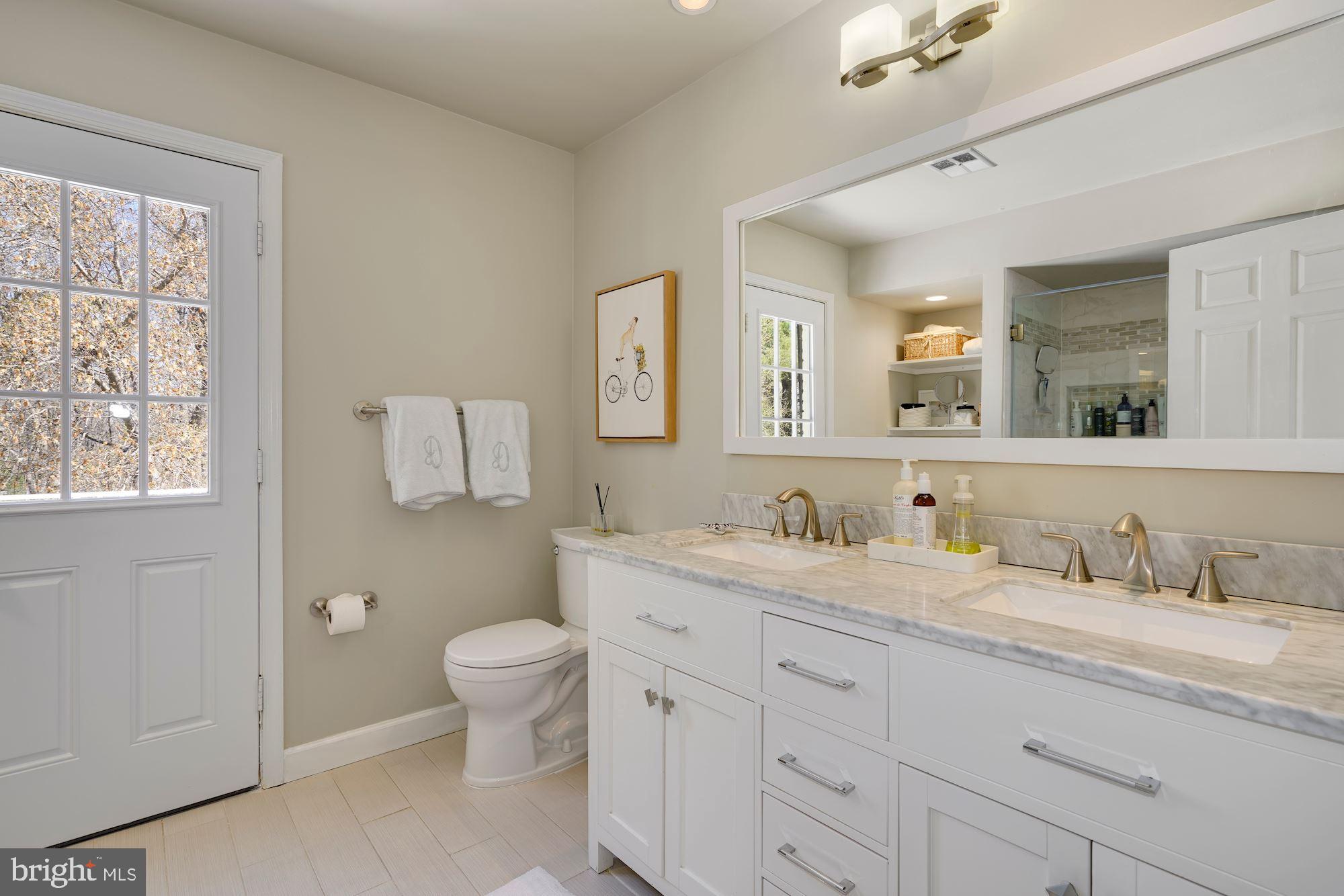 RIVERS EDGE - Residential