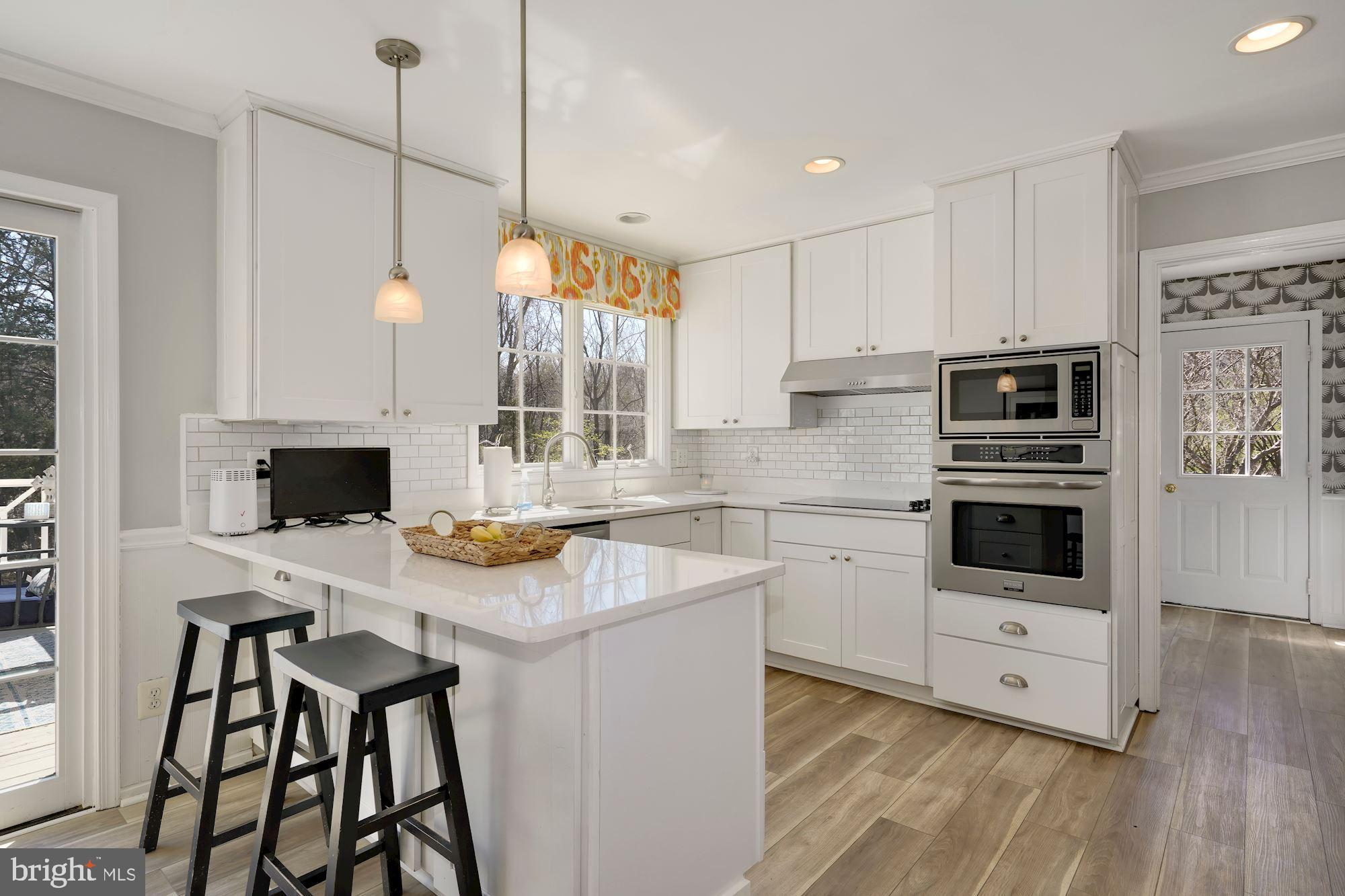 RIVERS EDGE - Residential