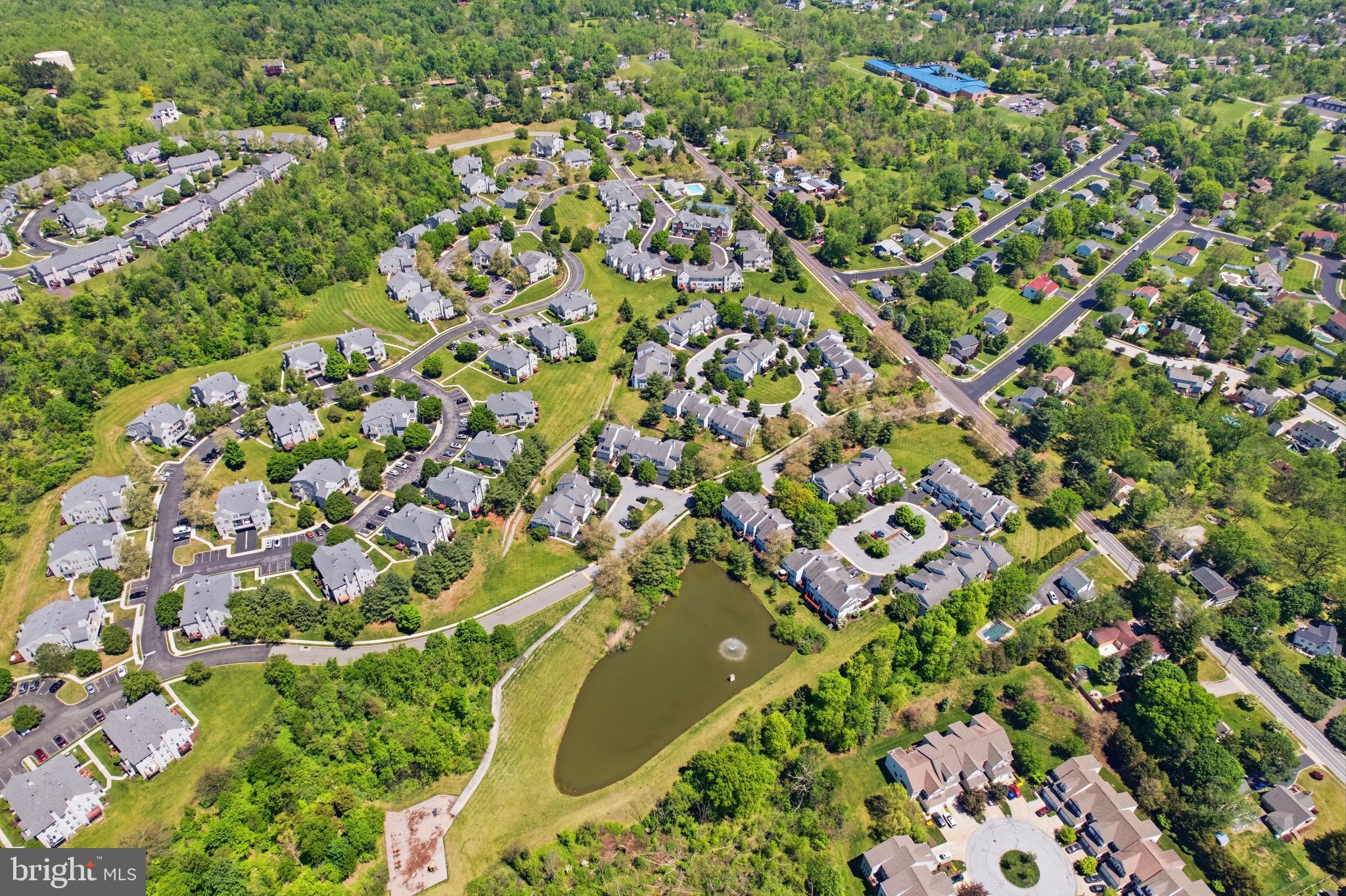 THORNHILL - Residential
