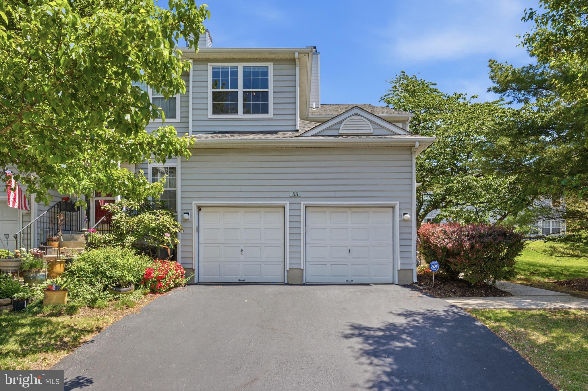 THORNHILL - Residential