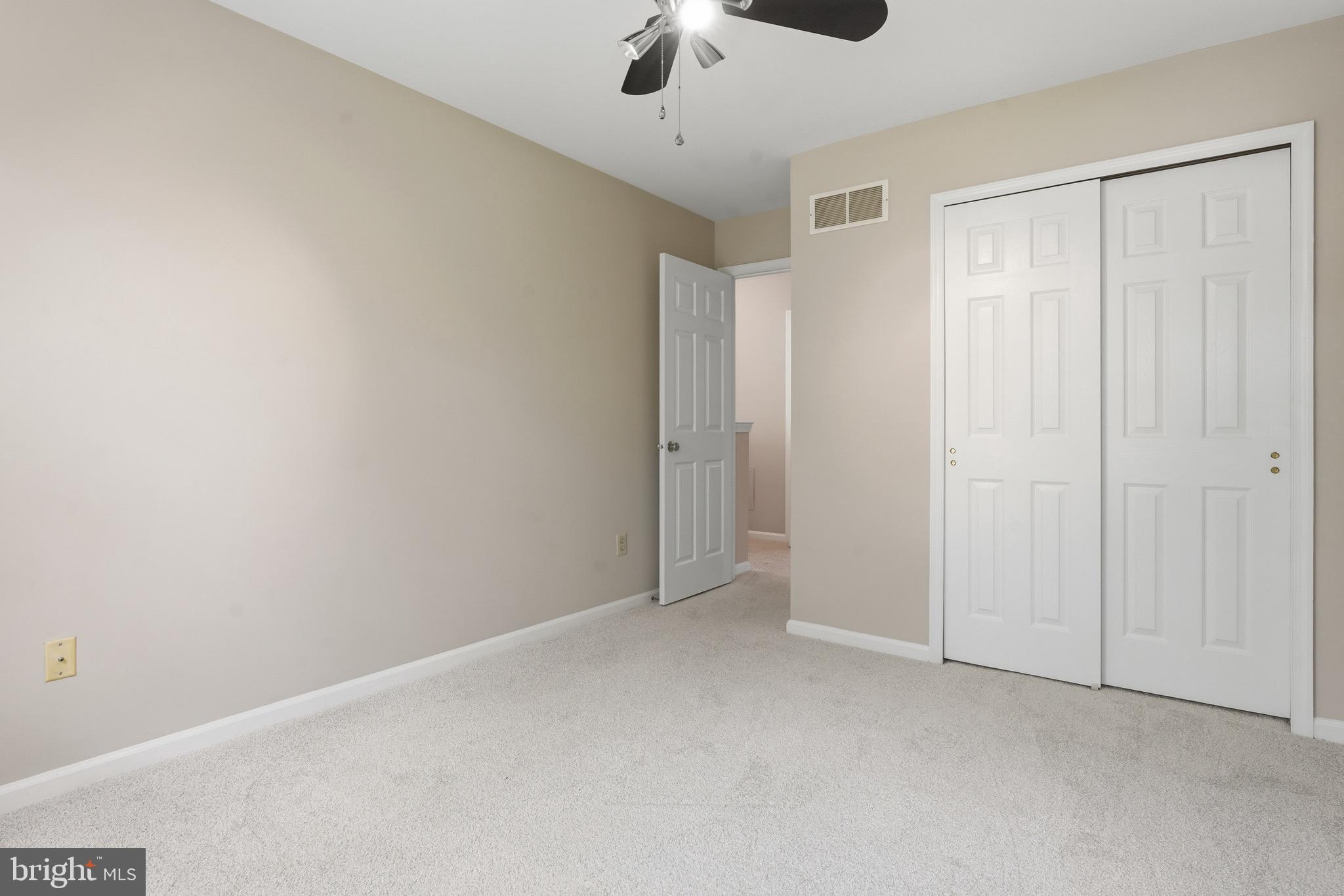 THORNHILL - Residential