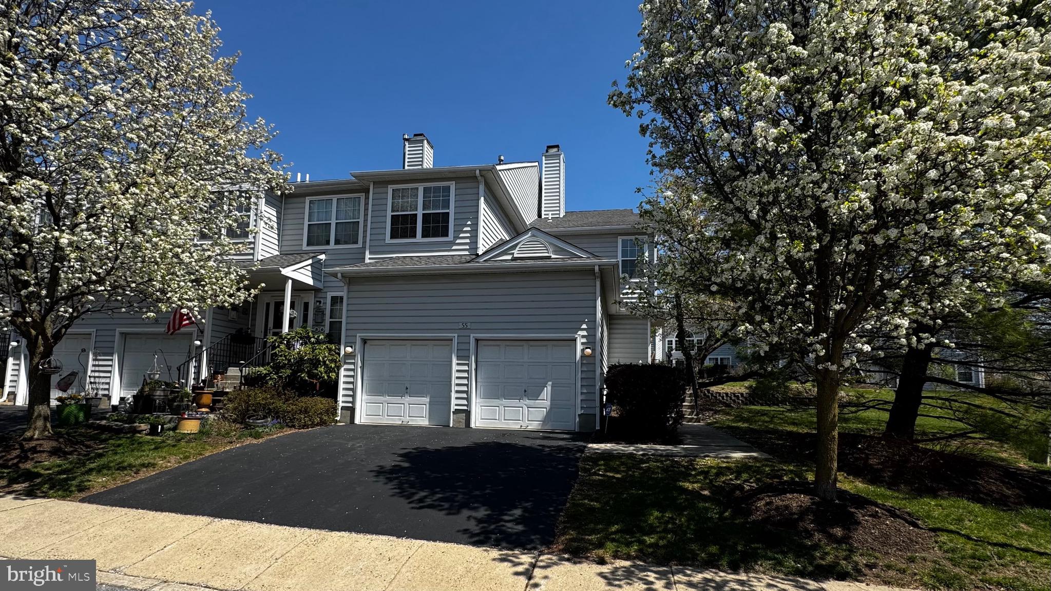 THORNHILL - Residential