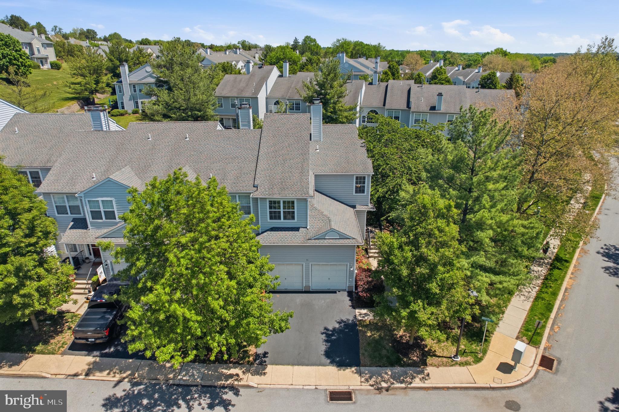 THORNHILL - Residential