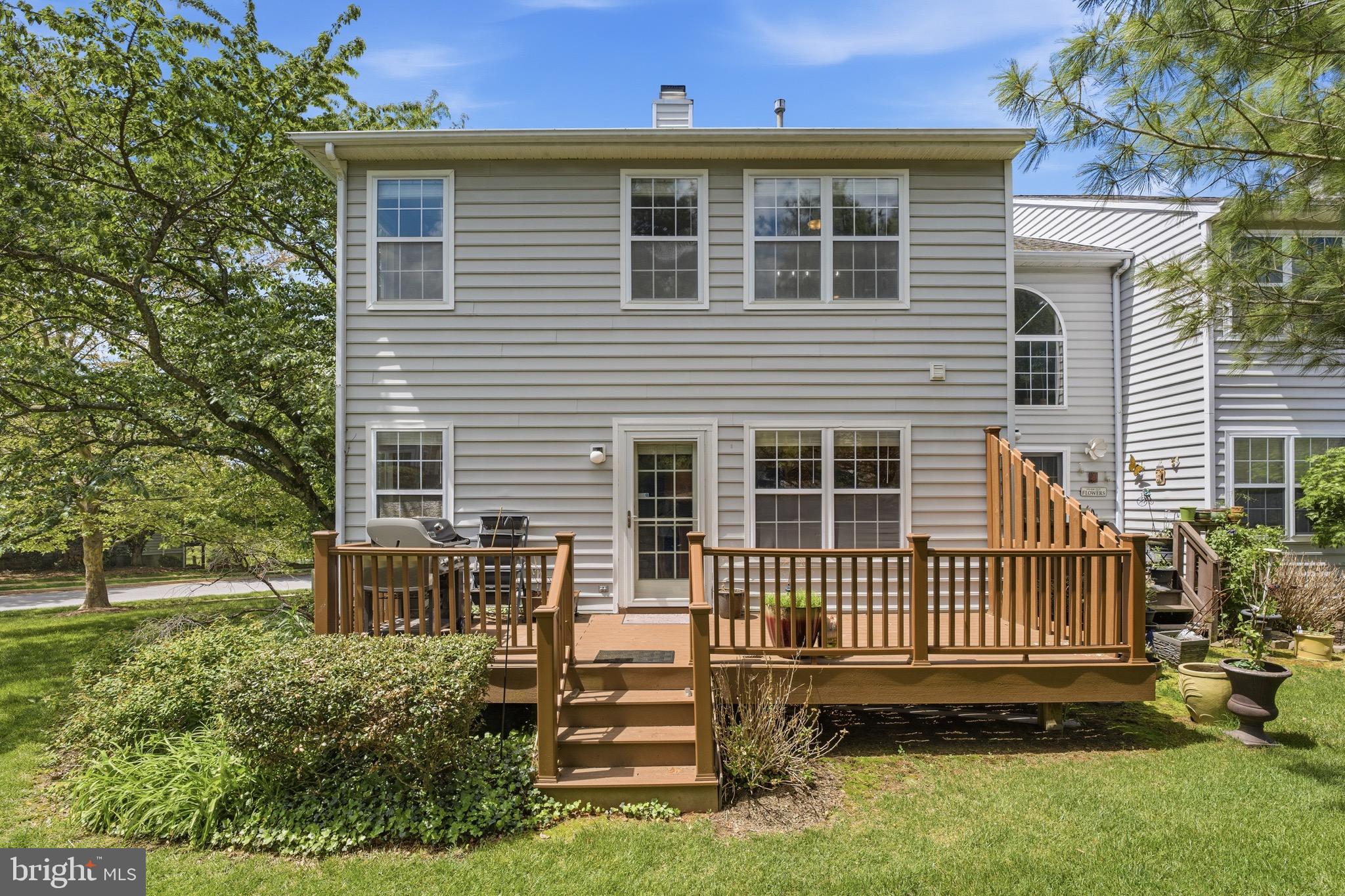 THORNHILL - Residential