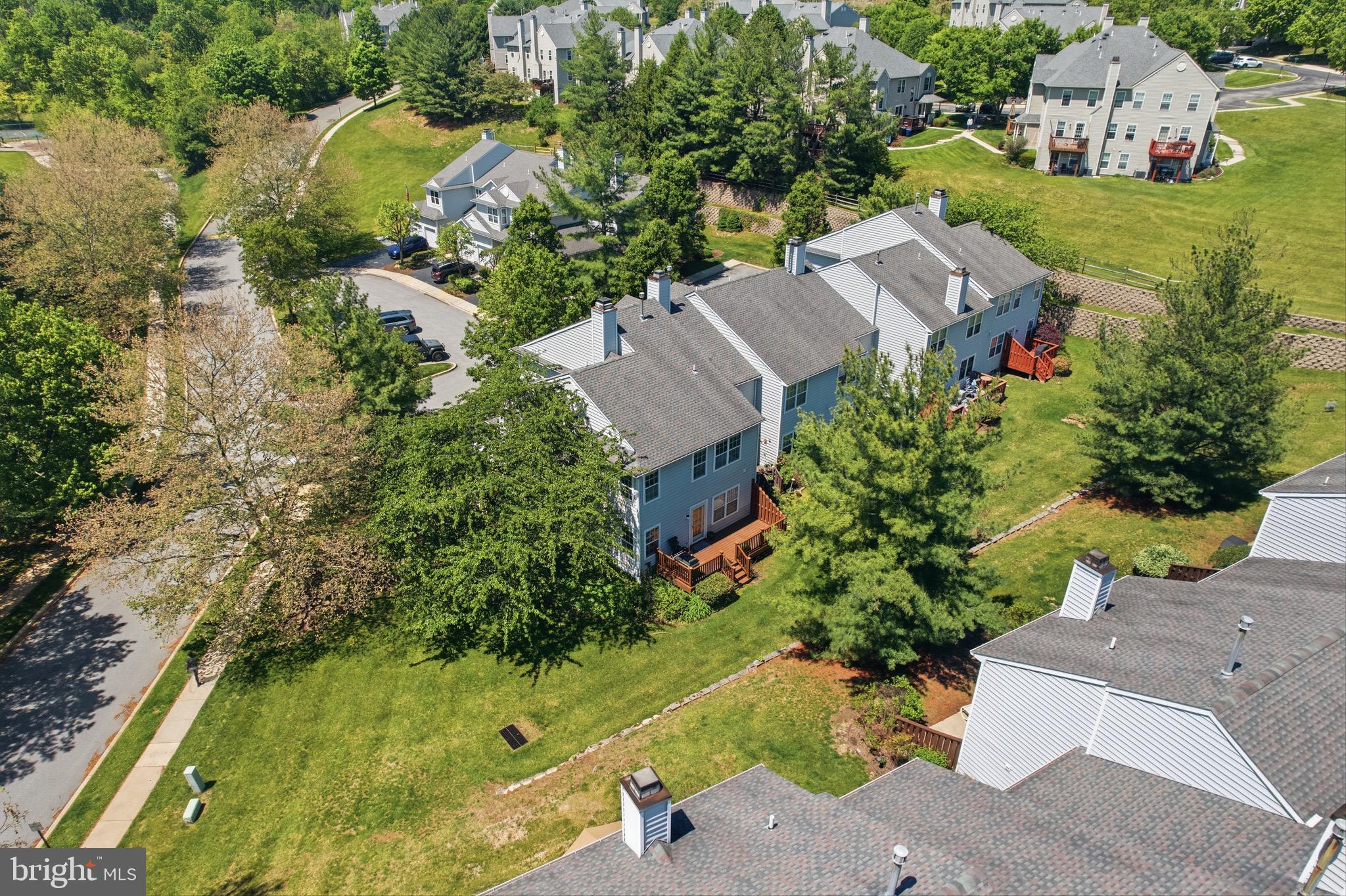 THORNHILL - Residential
