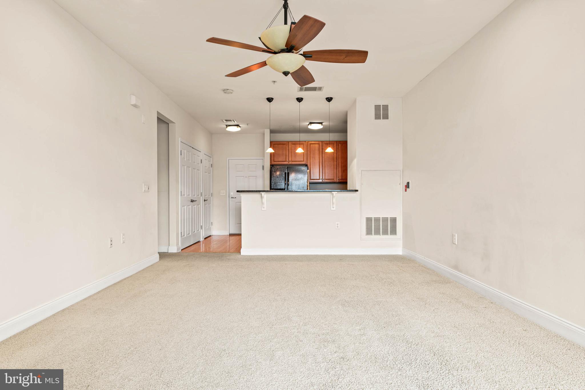 THE GRANDE AT RIVERVIEW - Residential