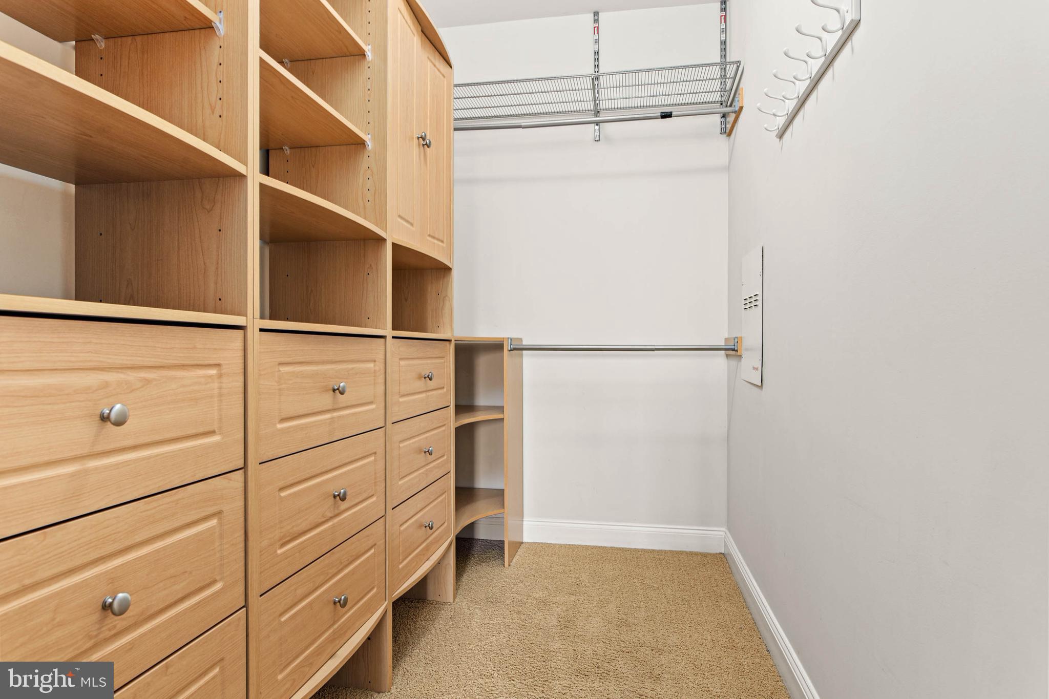 THE GRANDE AT RIVERVIEW - Residential