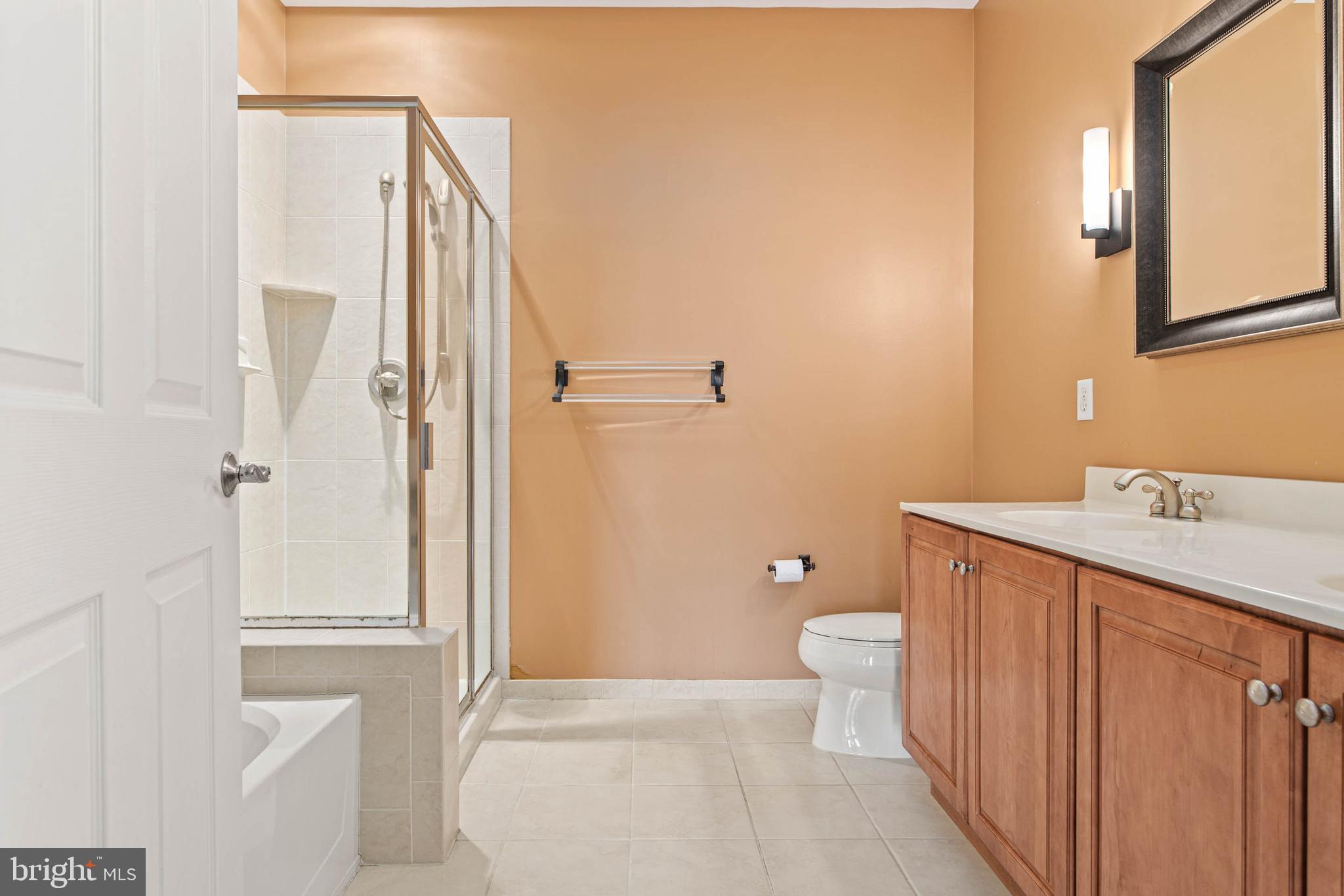 THE GRANDE AT RIVERVIEW - Residential