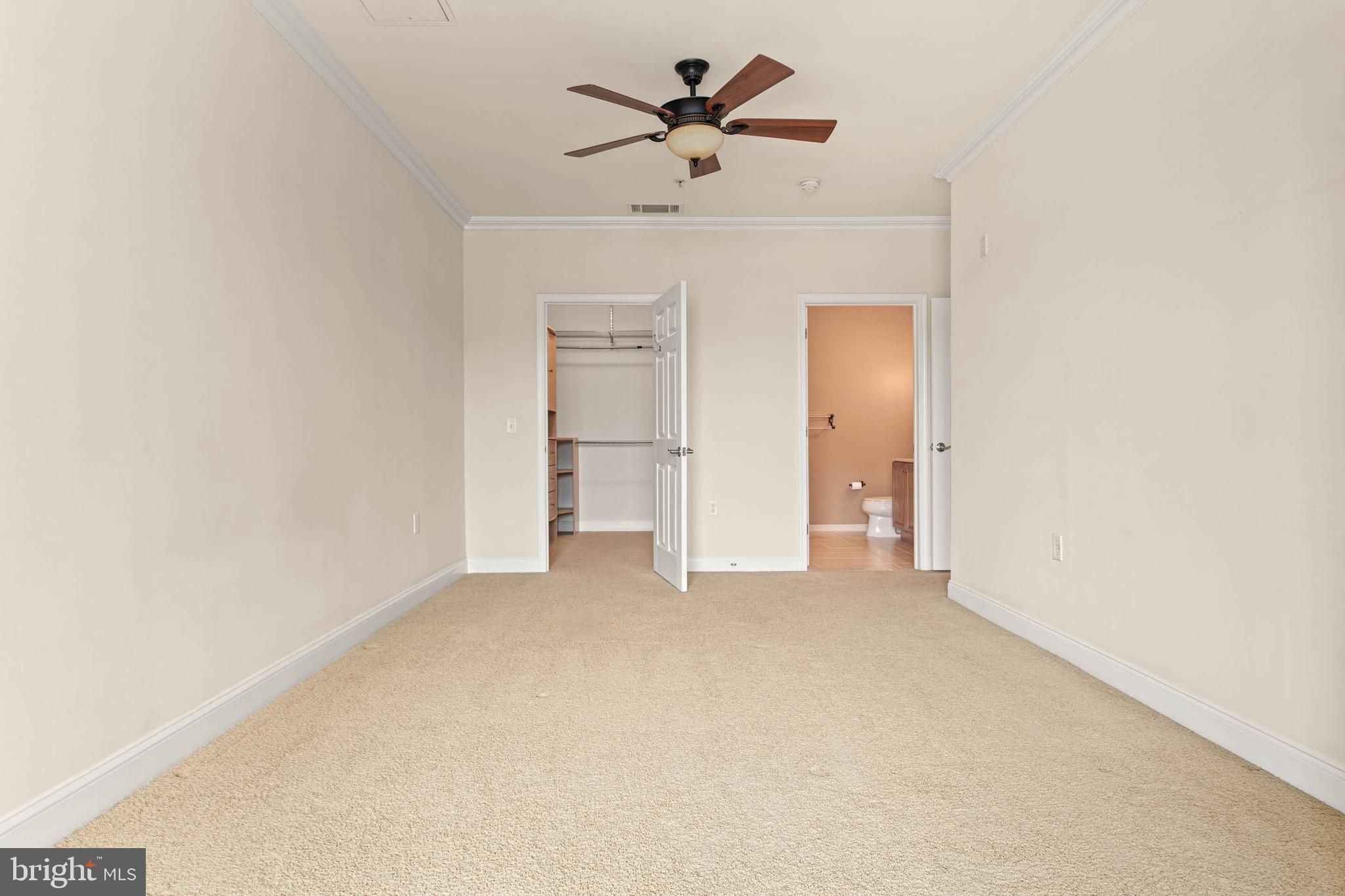 THE GRANDE AT RIVERVIEW - Residential