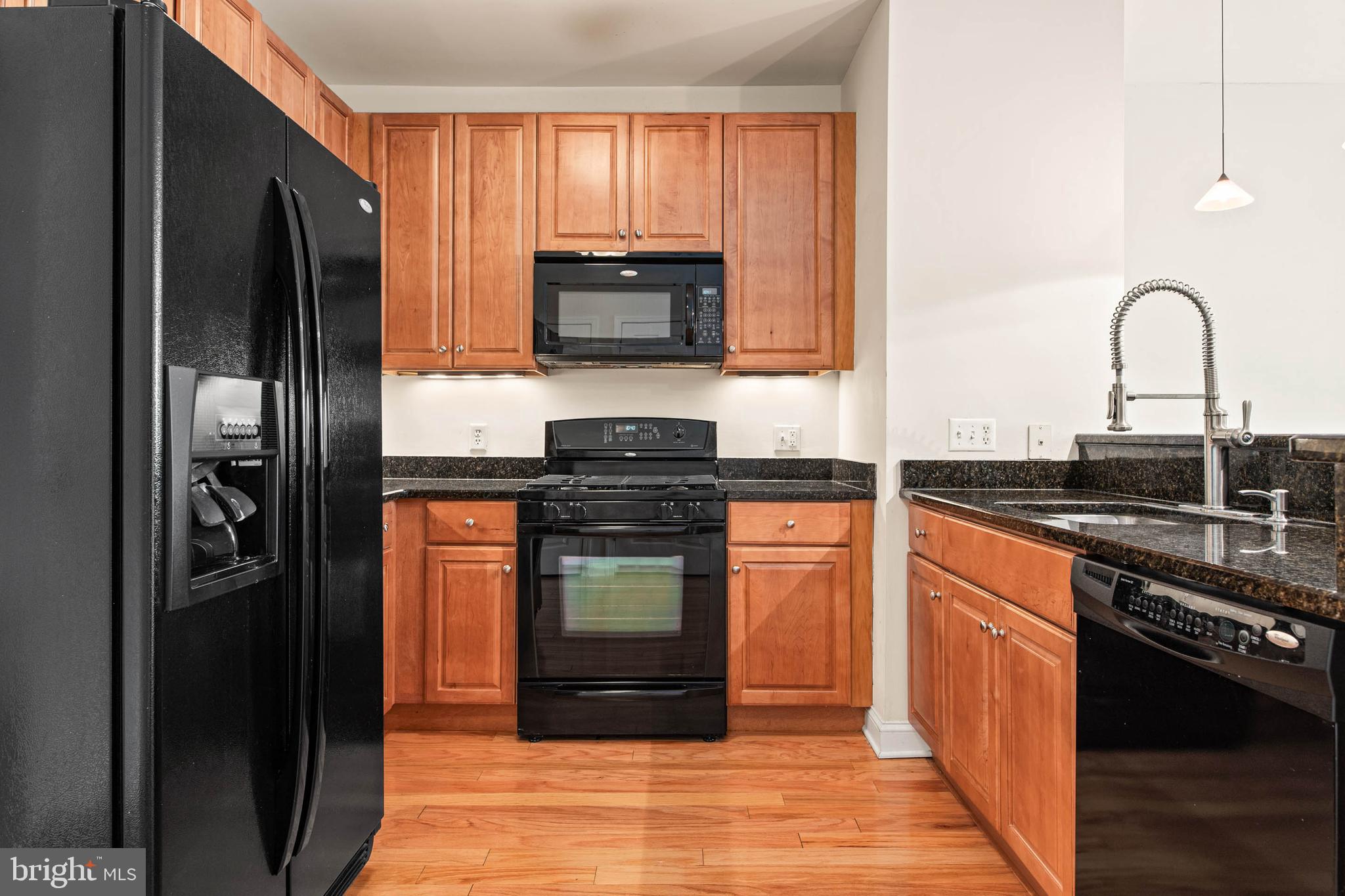 THE GRANDE AT RIVERVIEW - Residential