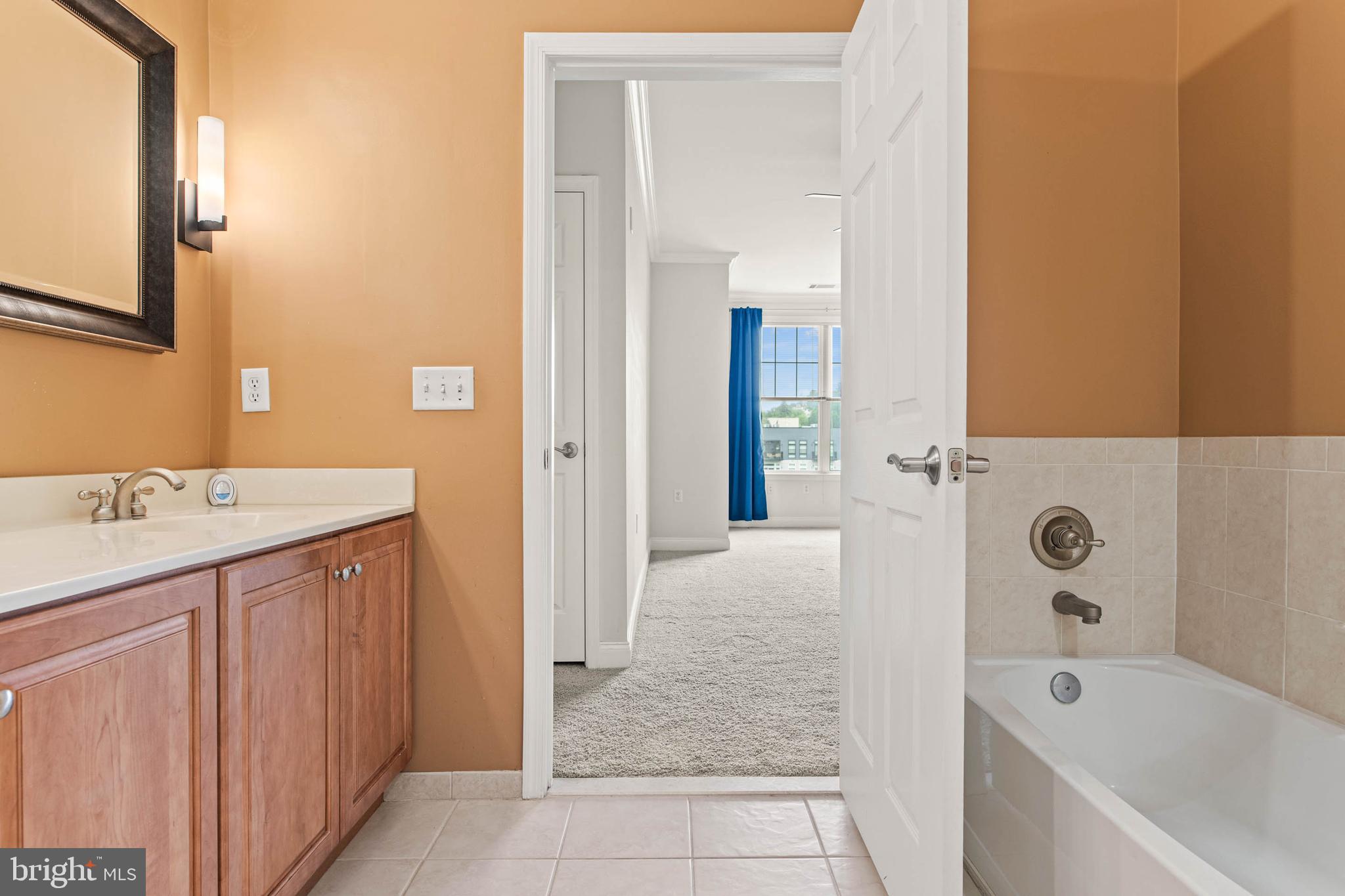 THE GRANDE AT RIVERVIEW - Residential