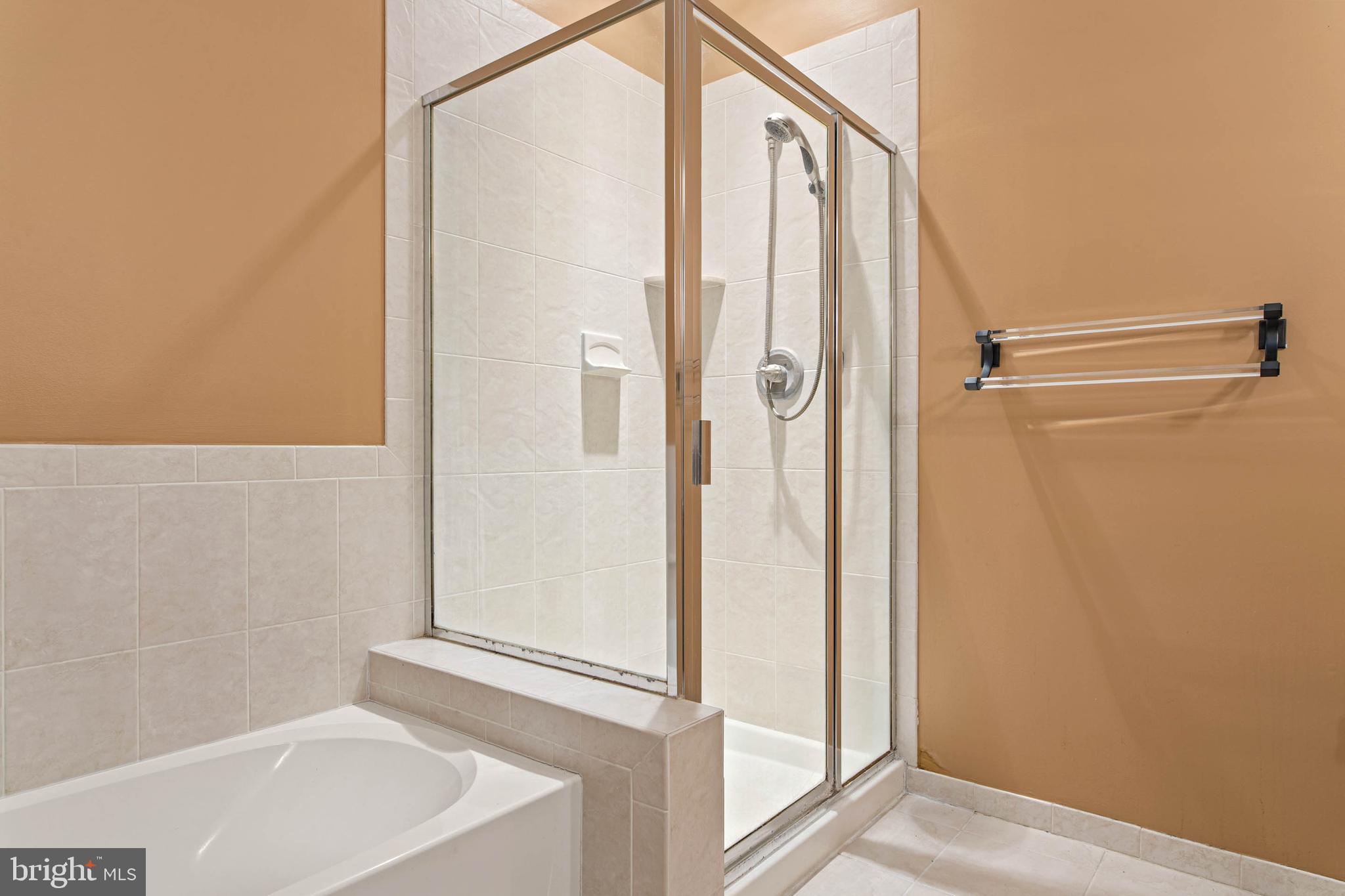 THE GRANDE AT RIVERVIEW - Residential