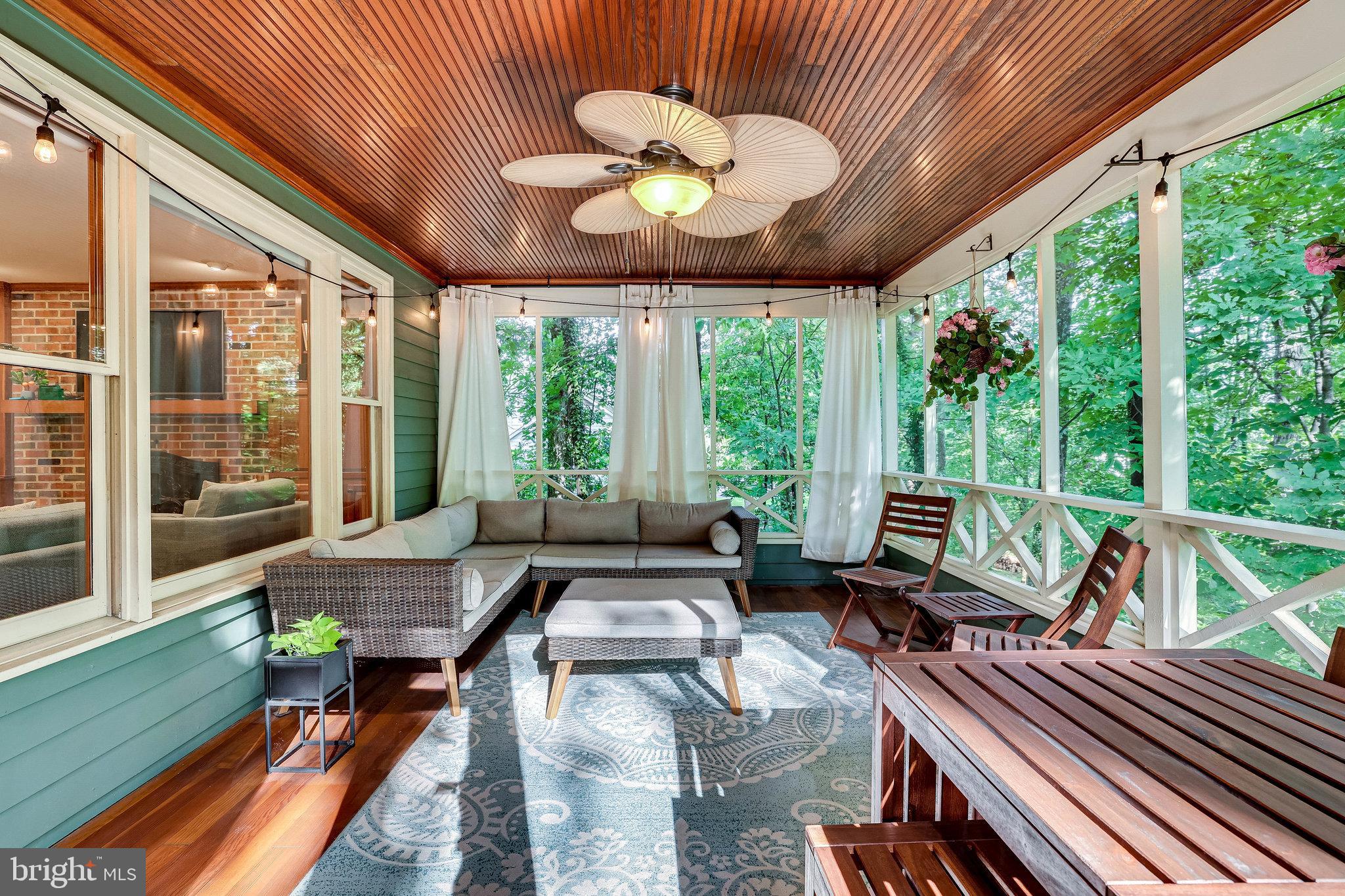 OWENS WOOD - Residential Lease