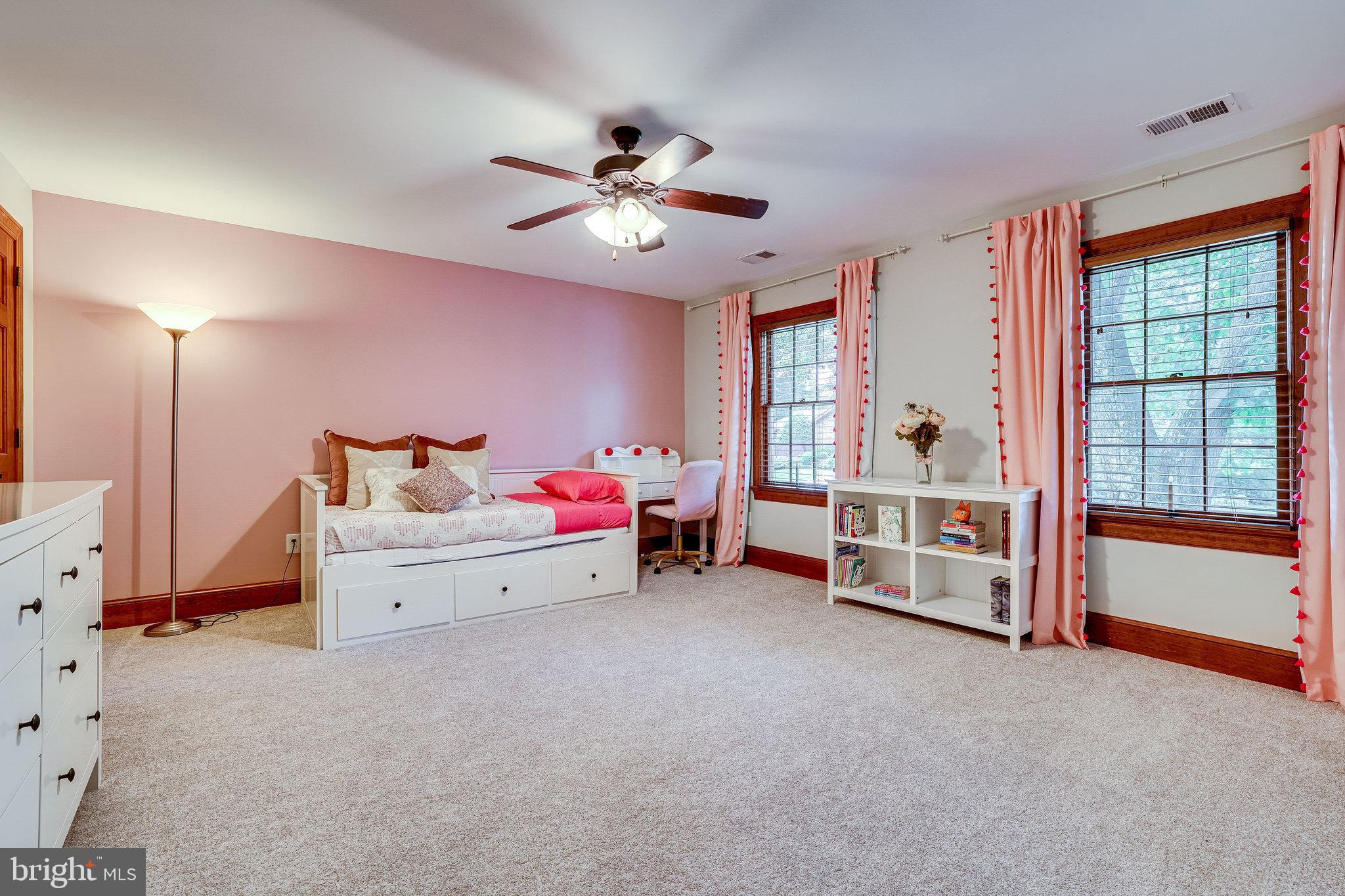 OWENS WOOD - Residential Lease