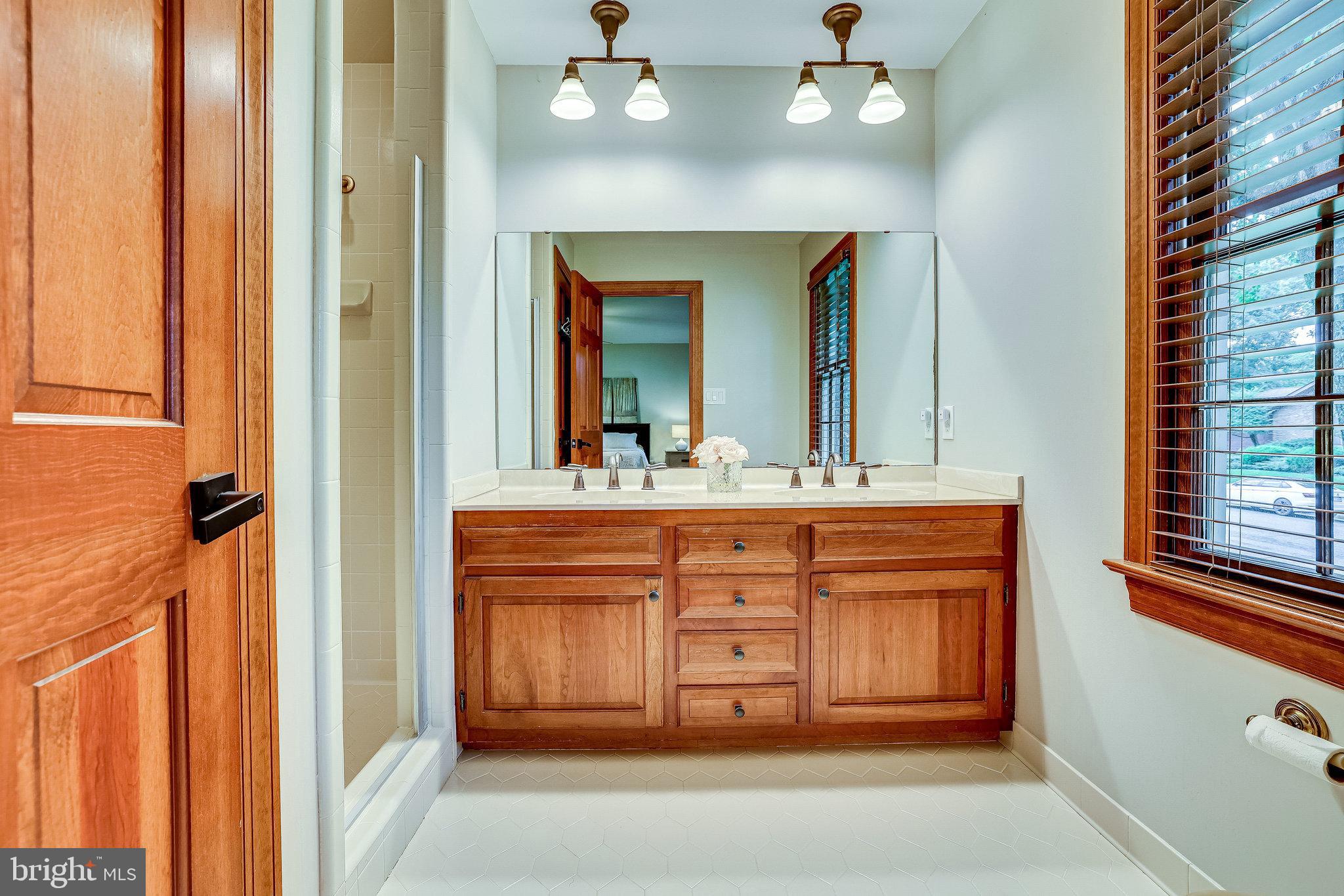 OWENS WOOD - Residential Lease