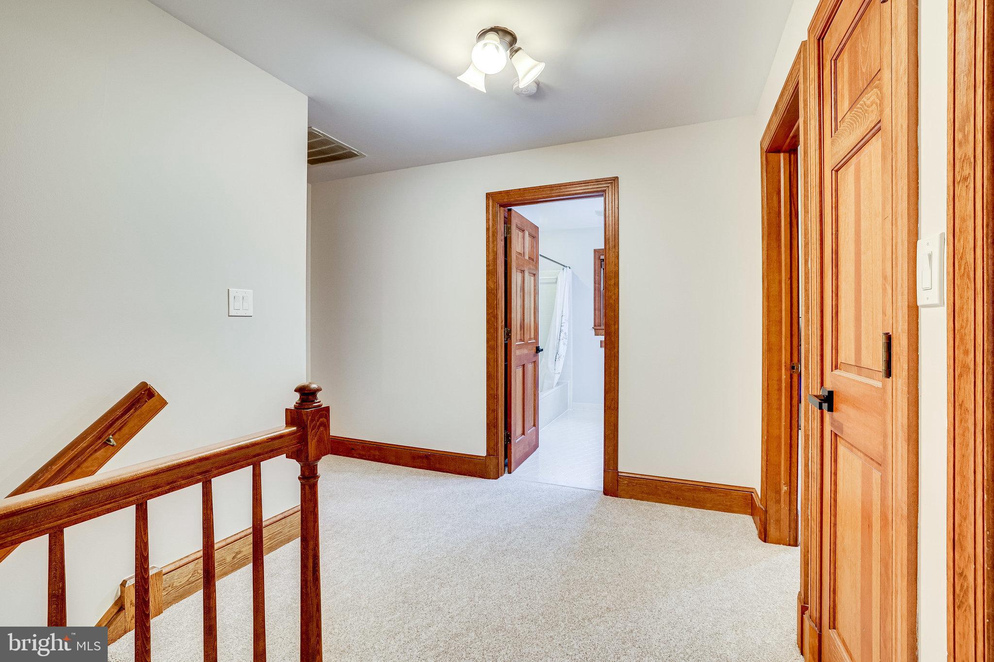 OWENS WOOD - Residential Lease