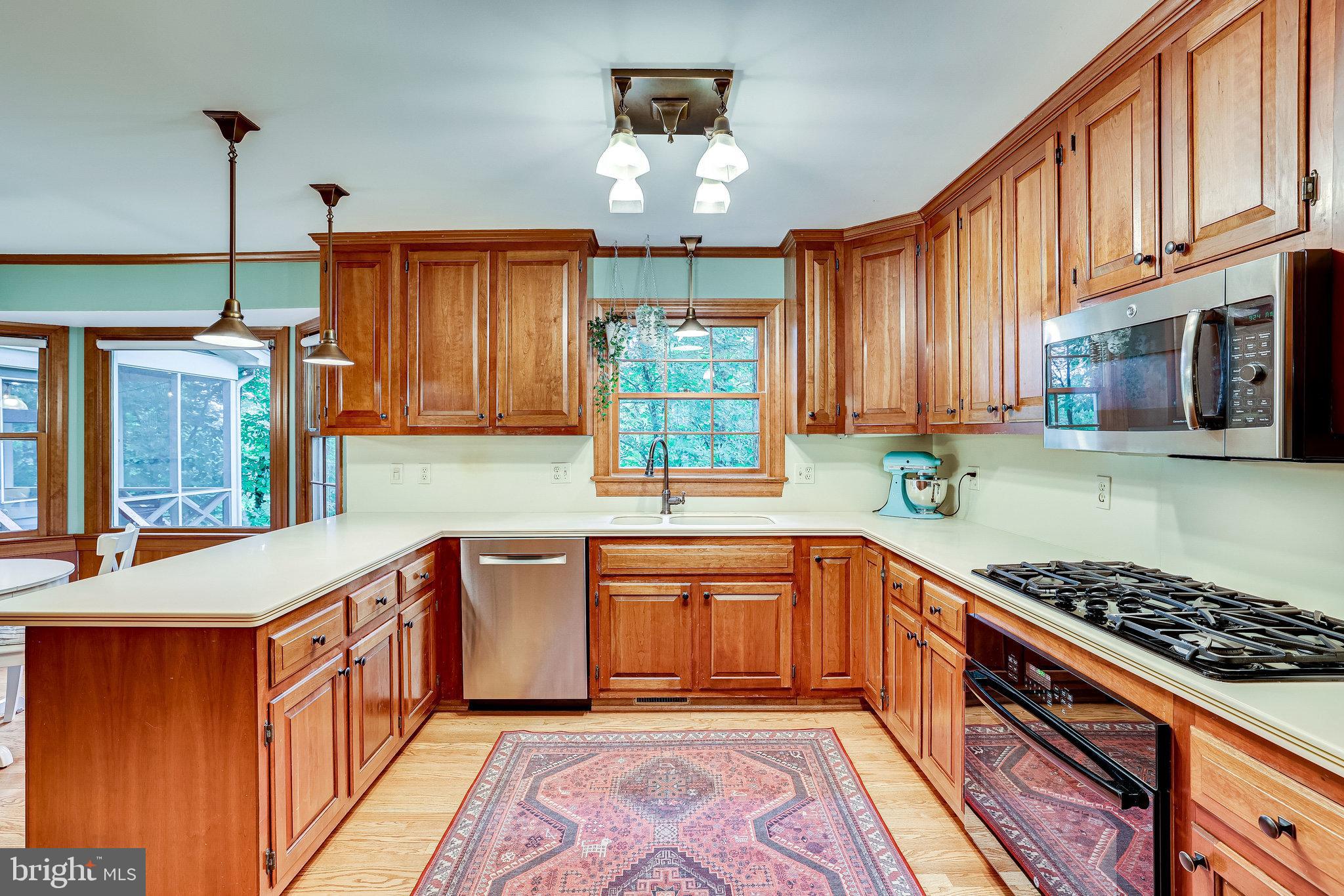 OWENS WOOD - Residential Lease