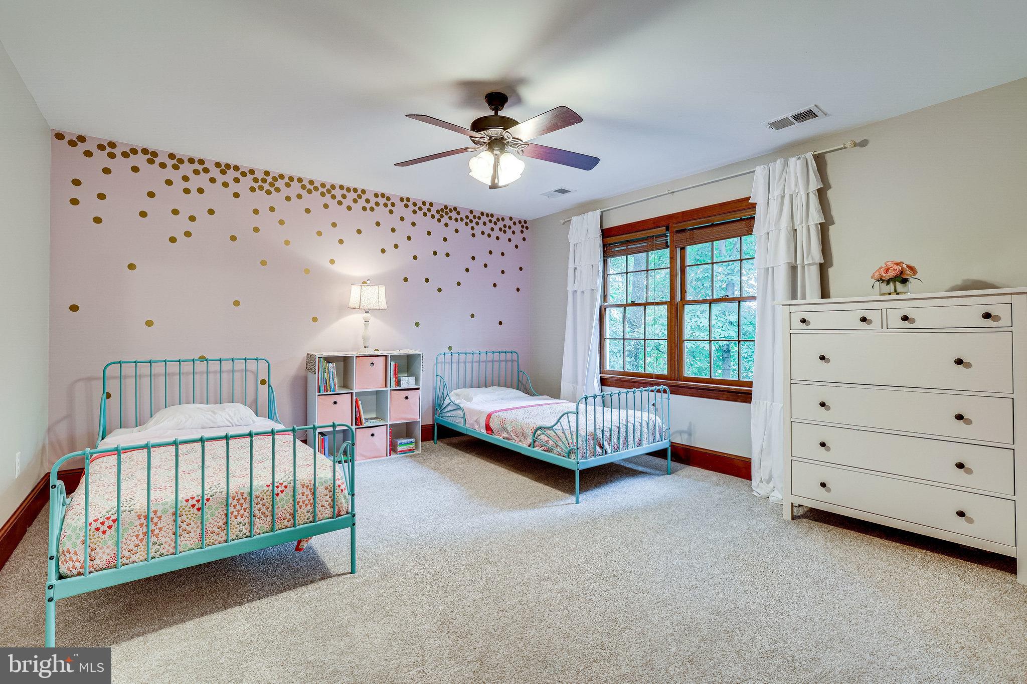 OWENS WOOD - Residential Lease