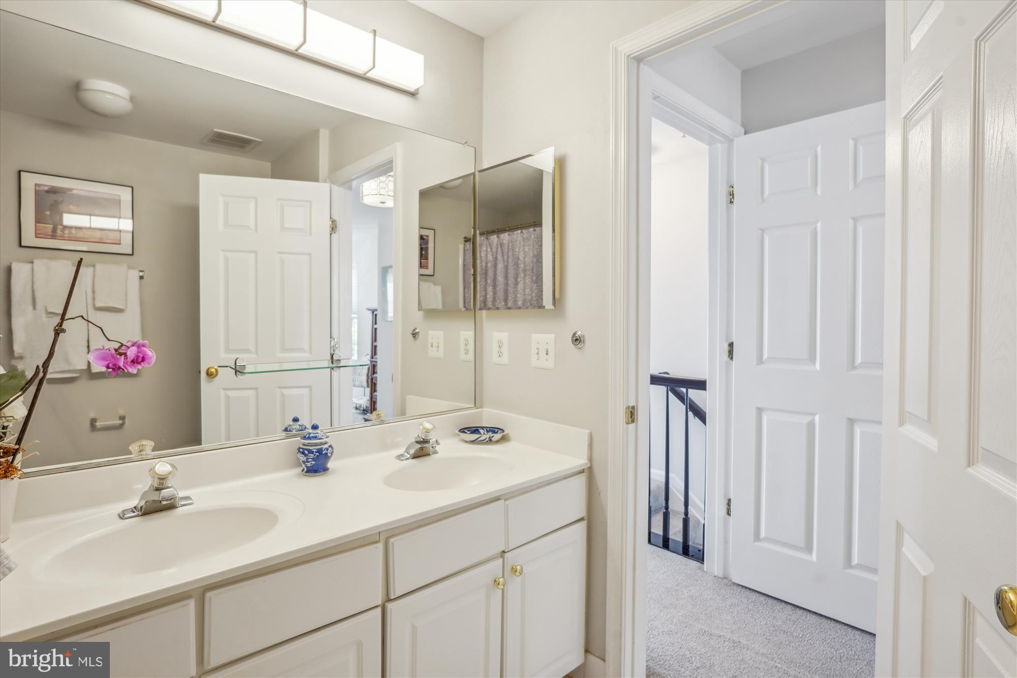 LAKELANDS - Residential