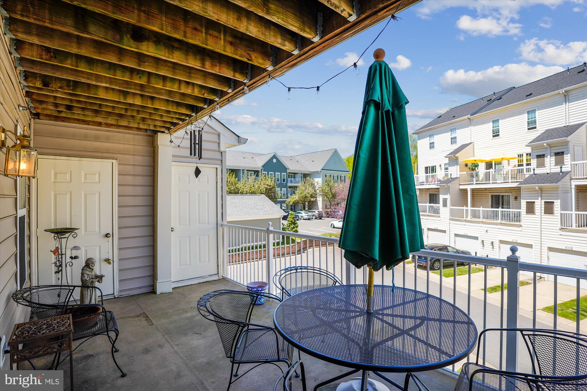 LAKELANDS - Residential