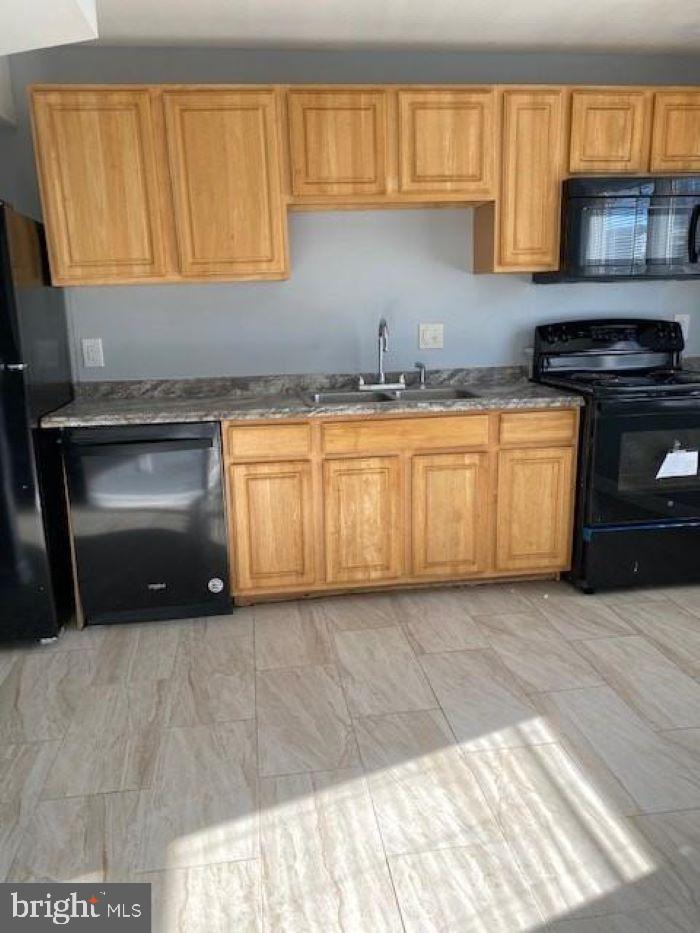 WARFIELD CONDOMINIUMS - Residential