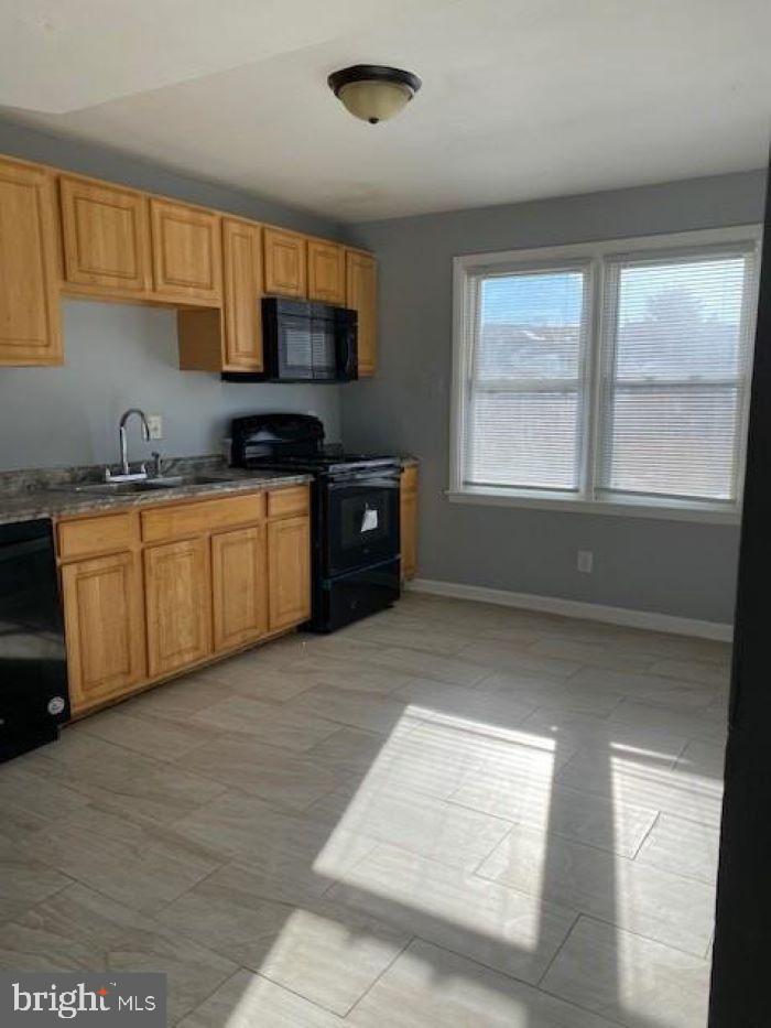 WARFIELD CONDOMINIUMS - Residential