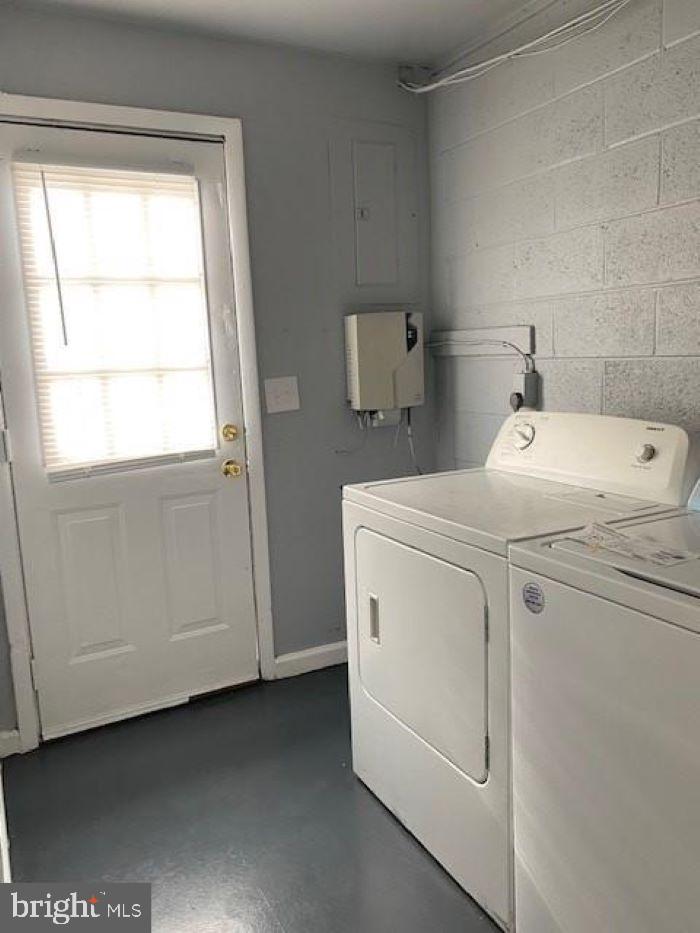 WARFIELD CONDOMINIUMS - Residential