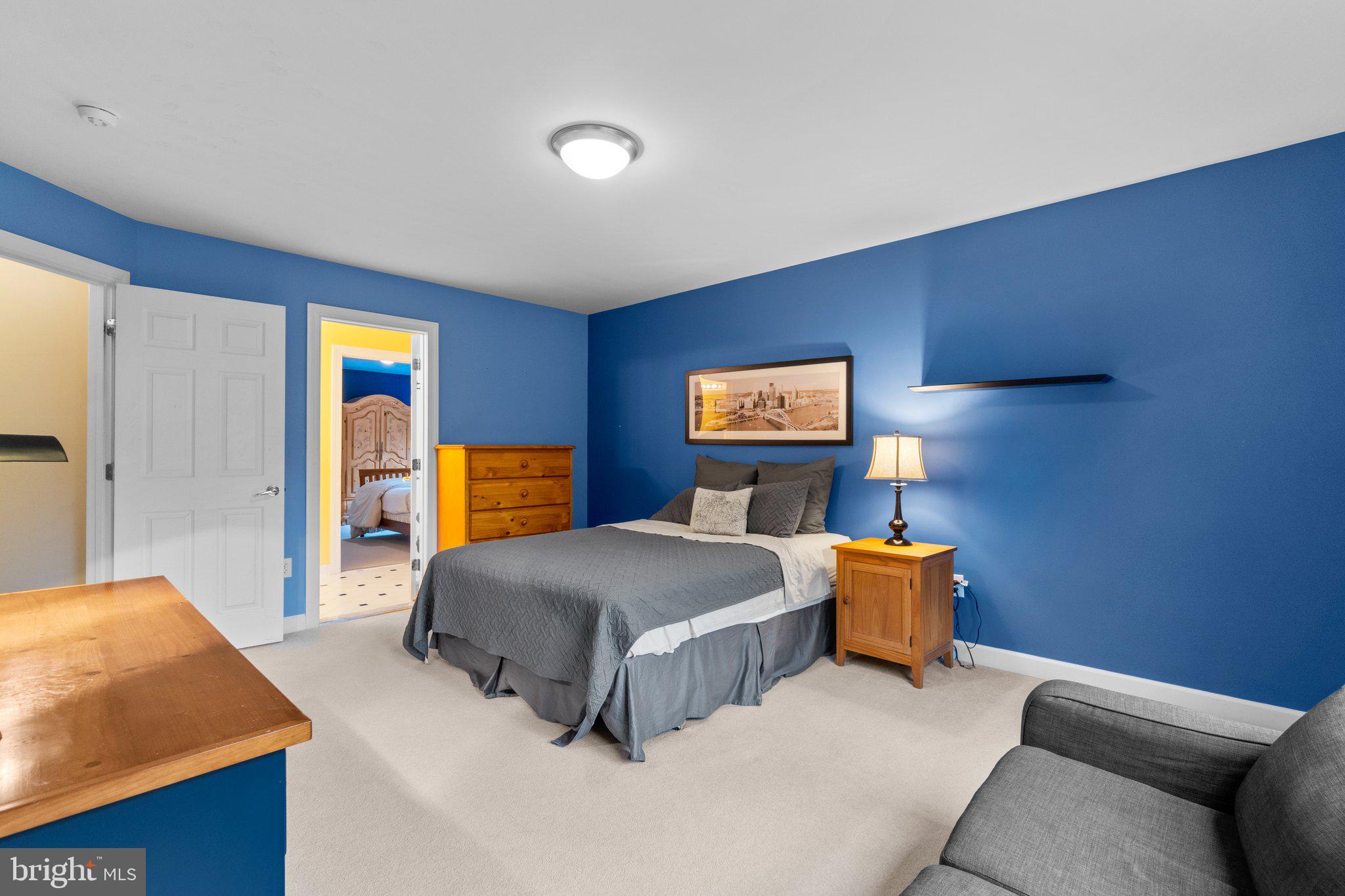 WILLOWS OF POTOMAC - Residential