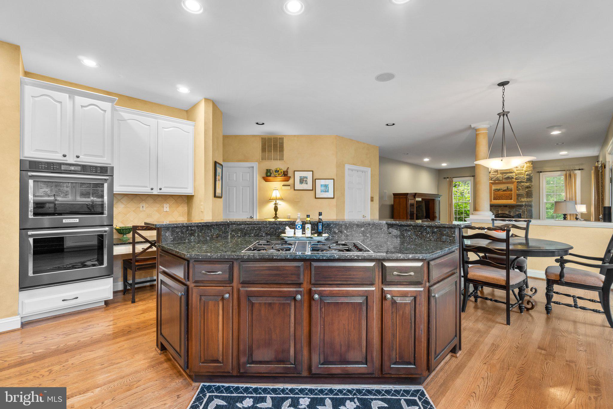 WILLOWS OF POTOMAC - Residential