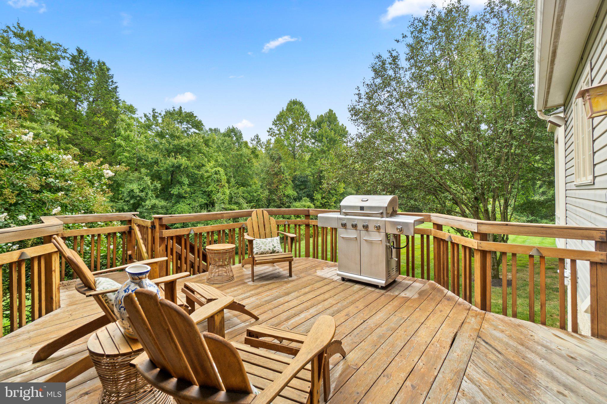 WILLOWS OF POTOMAC - Residential