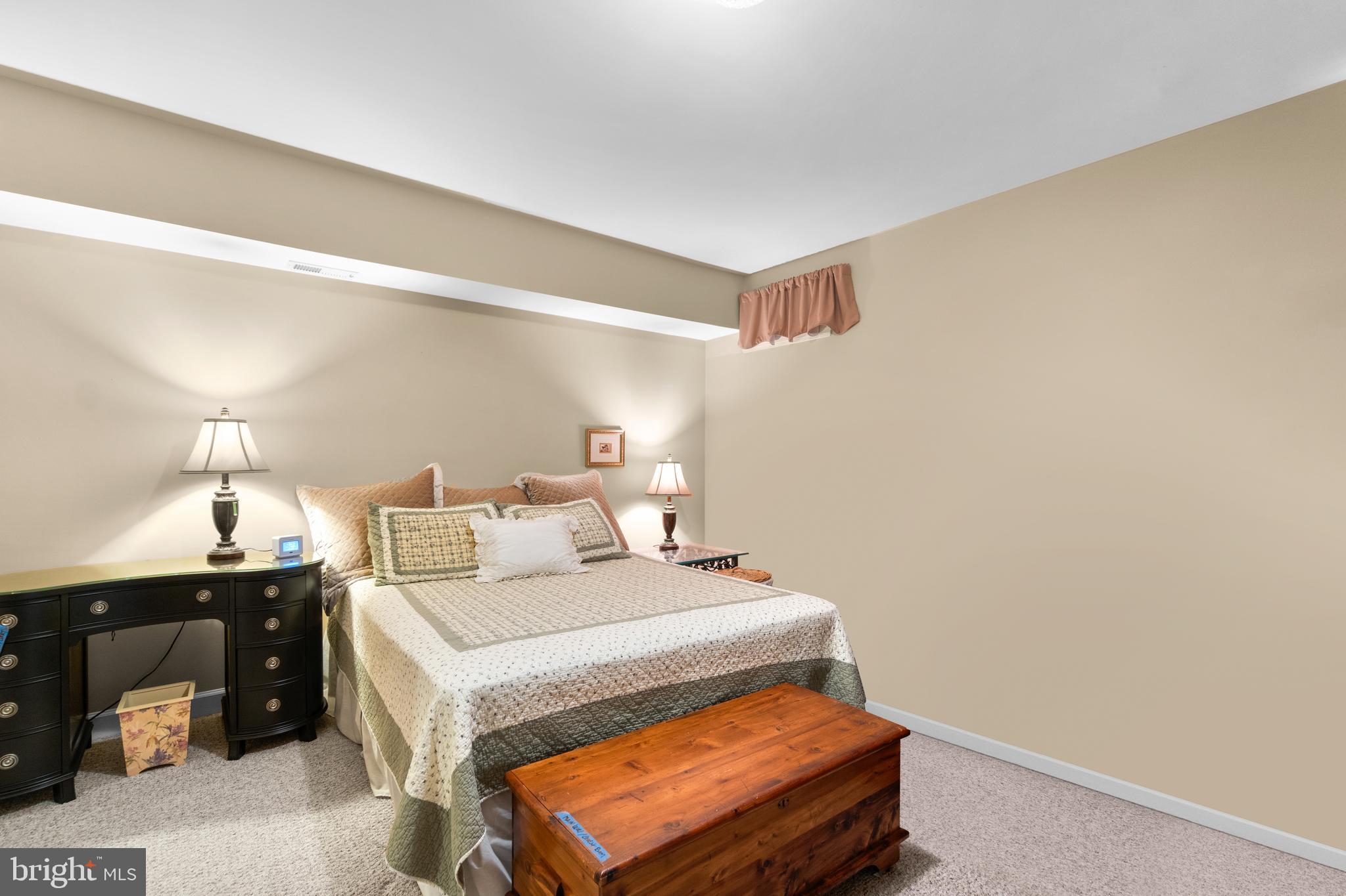 WILLOWS OF POTOMAC - Residential