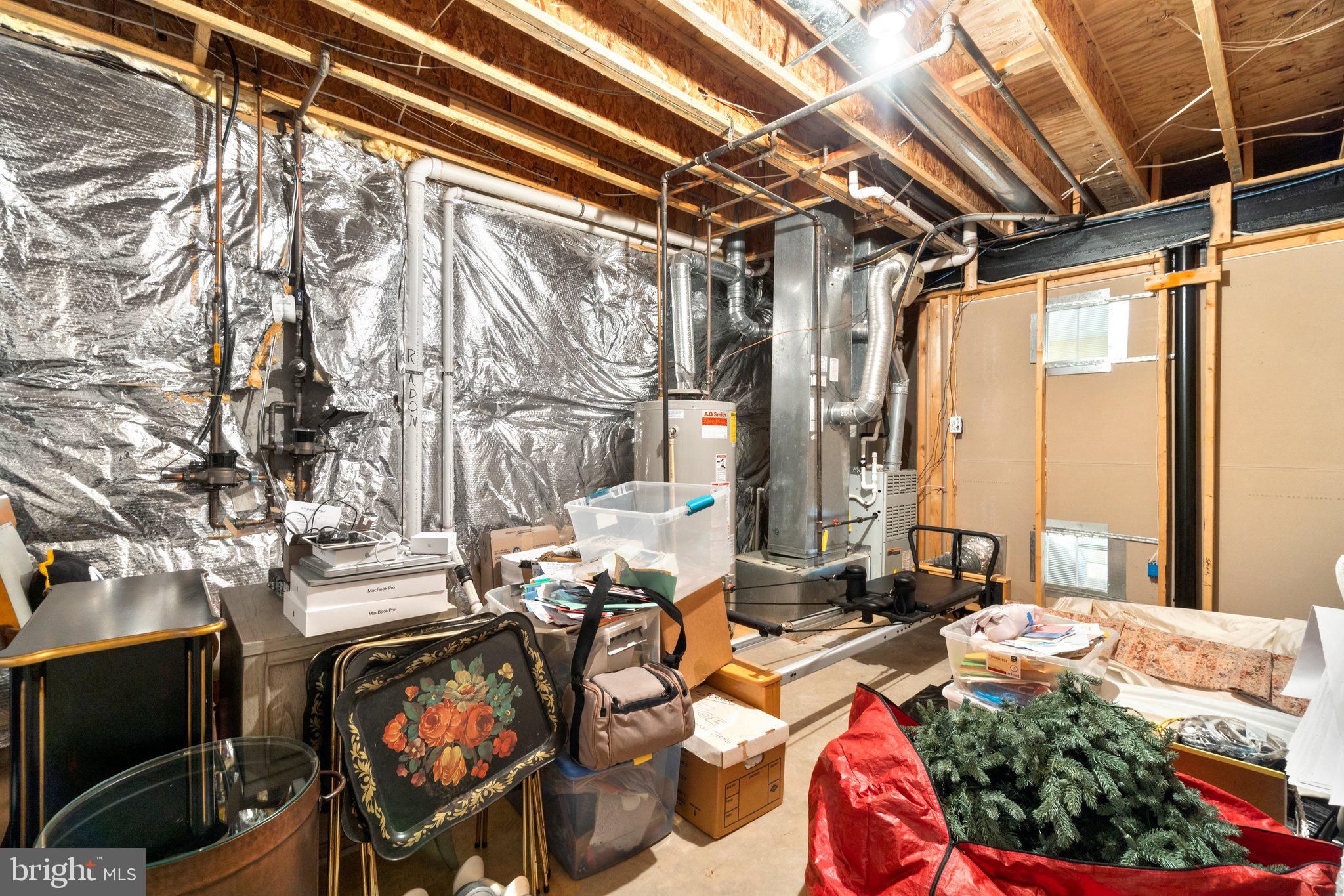 WILLOWS OF POTOMAC - Residential