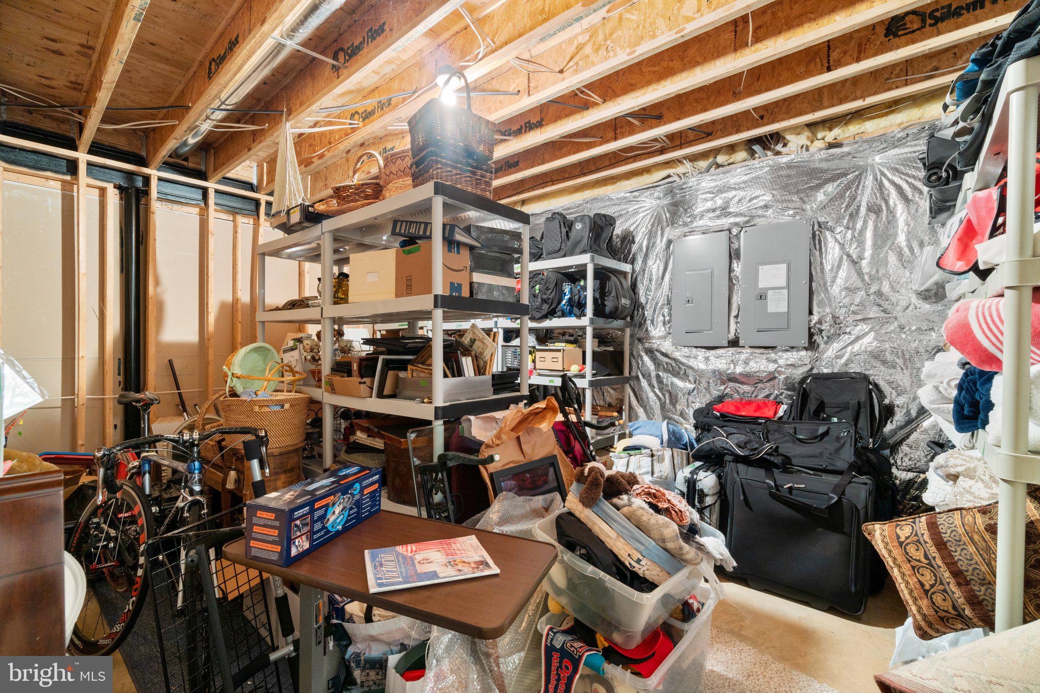 WILLOWS OF POTOMAC - Residential