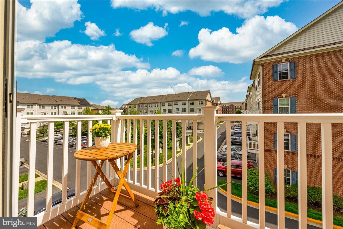 VILLAGES OF URBANA - Residential