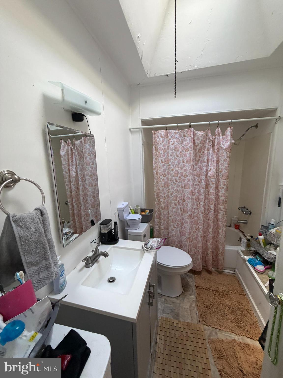 NORTHWOOD - Residential