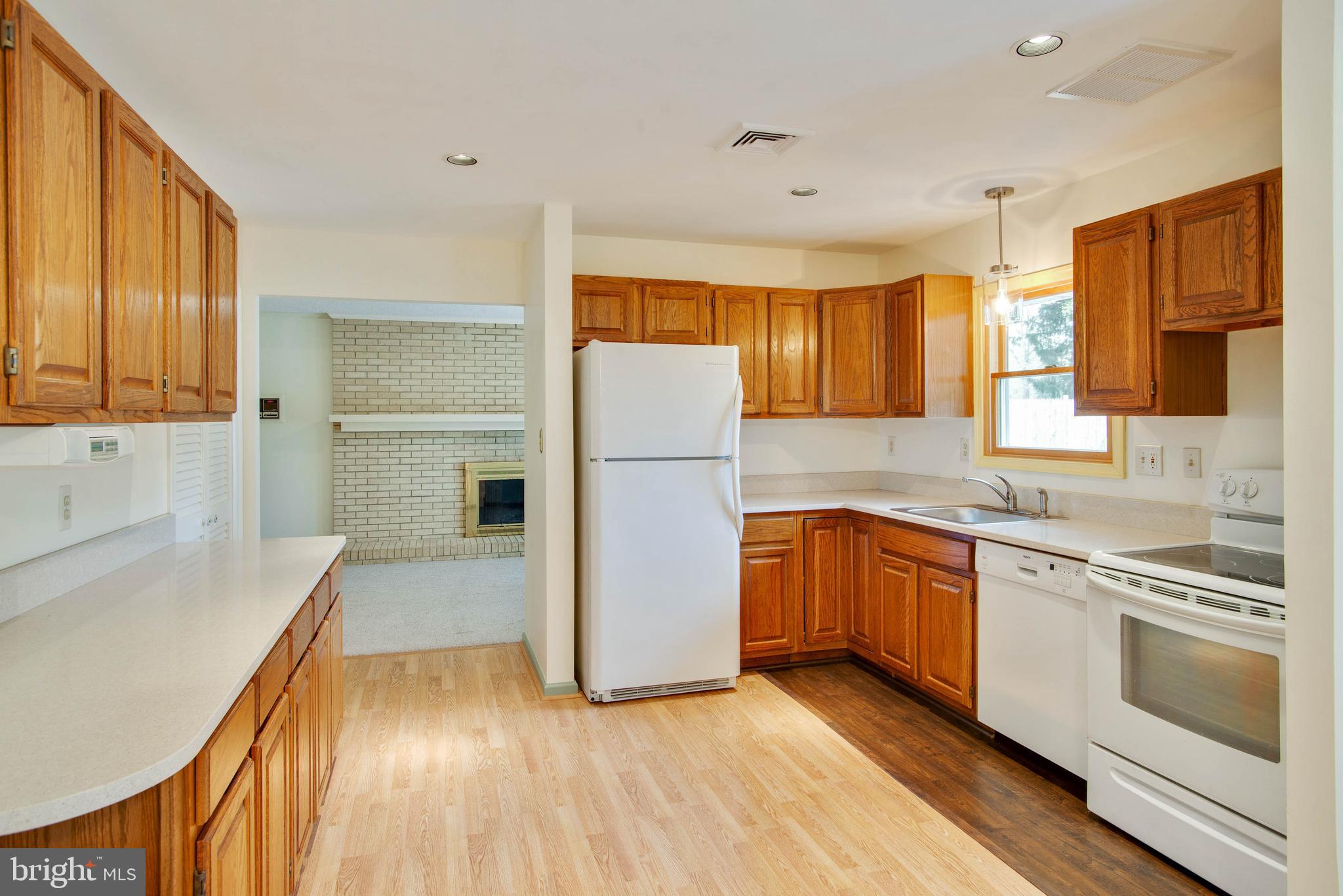 SINGING HILLS SUB - Residential