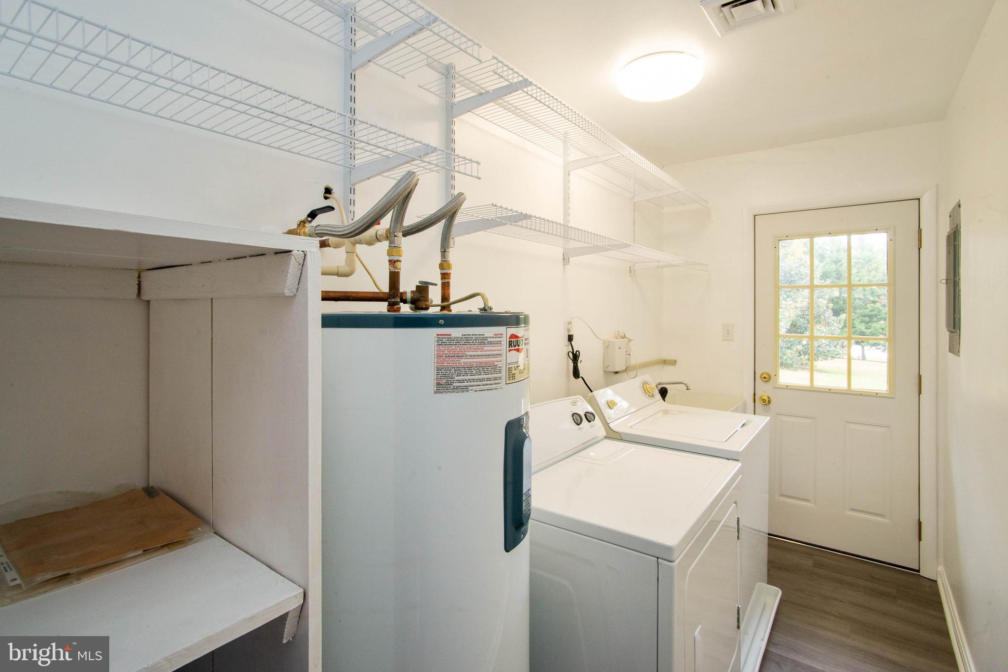 SINGING HILLS SUB - Residential