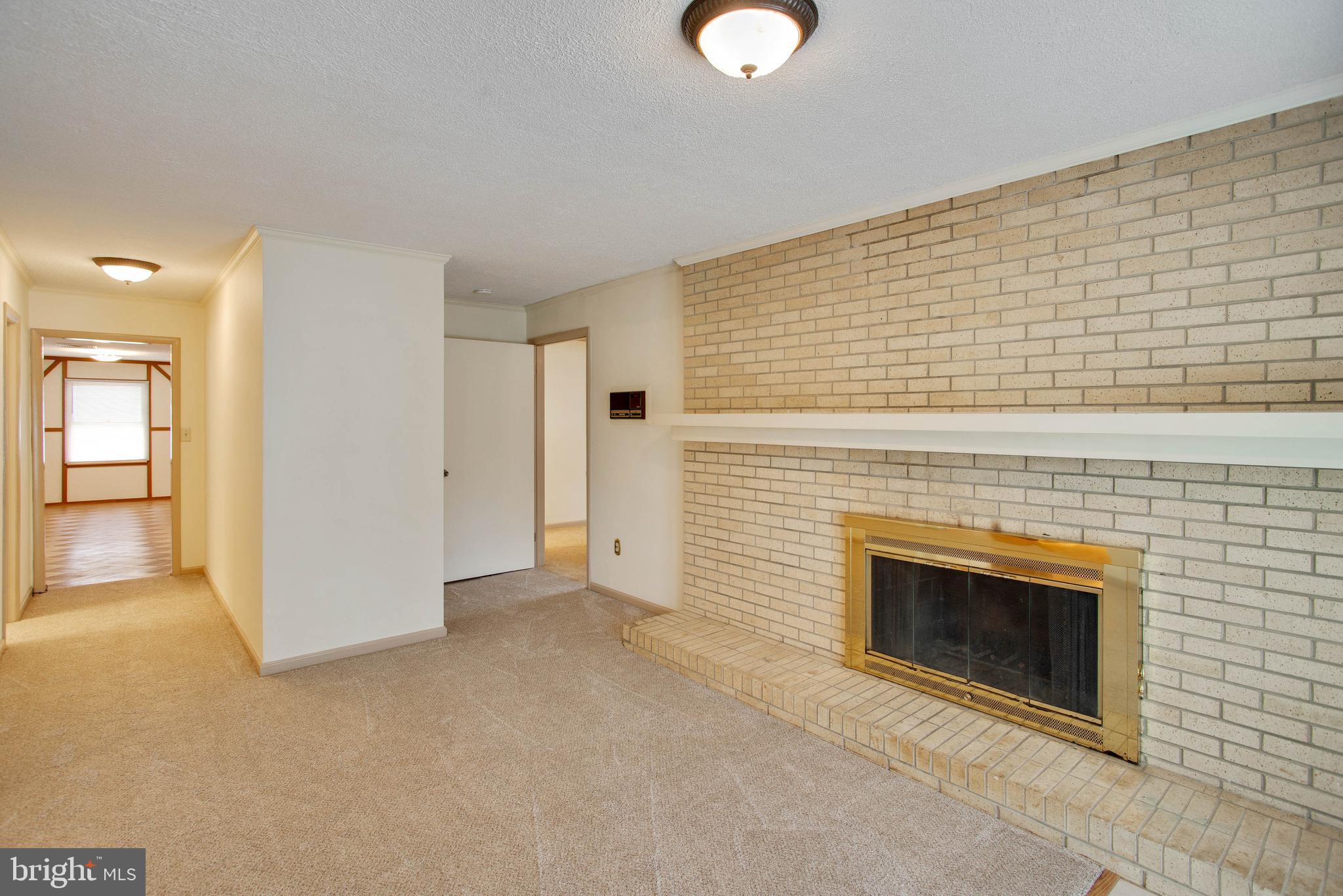 SINGING HILLS SUB - Residential