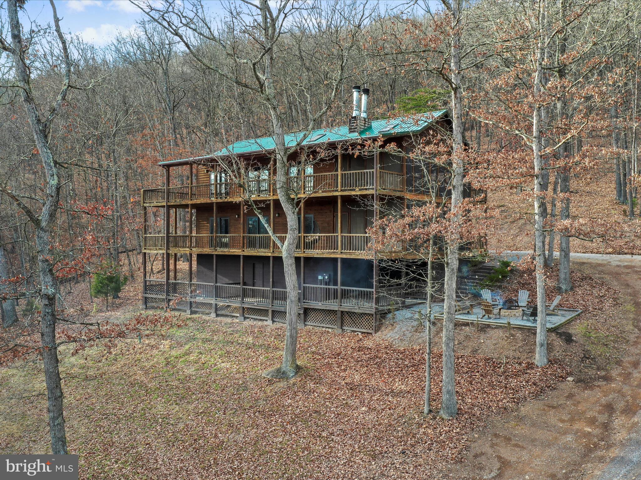SUMMIT AT LOST RIVER - Residential