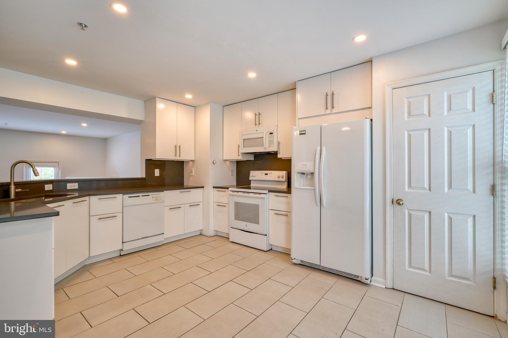 SPICER'S RUN AT BOLTON HILL - Residential Lease