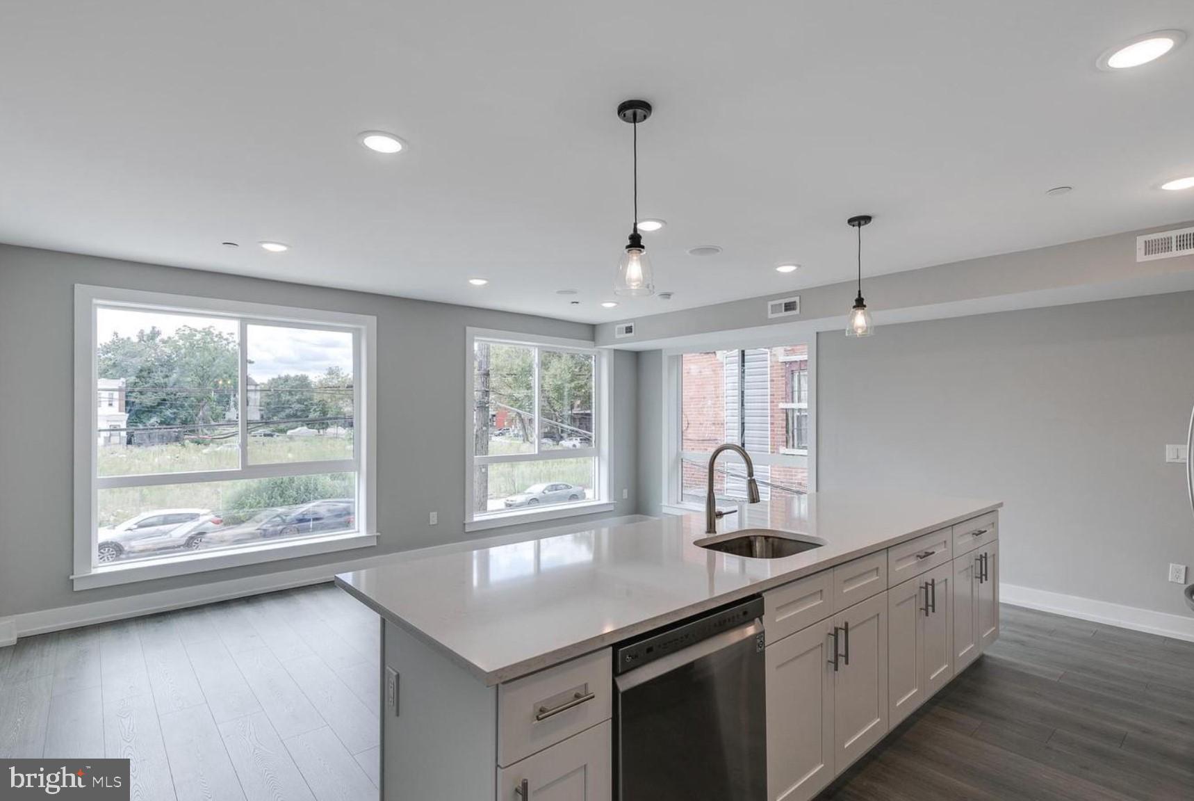 WEST PHILADELPHIA - Residential Income
