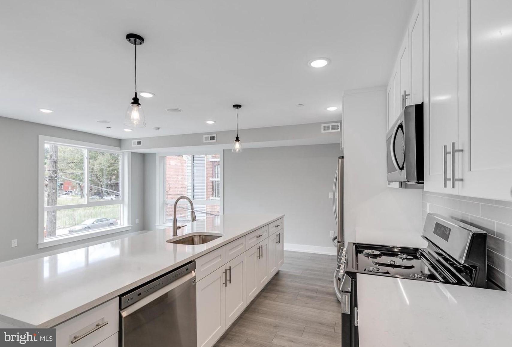 WEST PHILADELPHIA - Residential Income