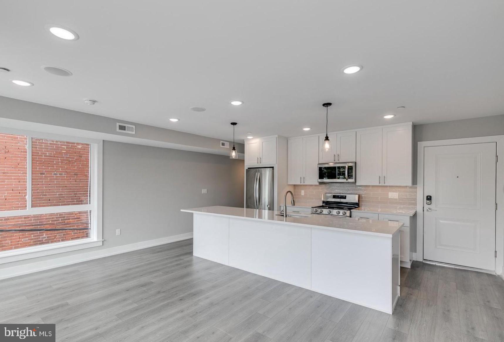 WEST PHILADELPHIA - Residential Income