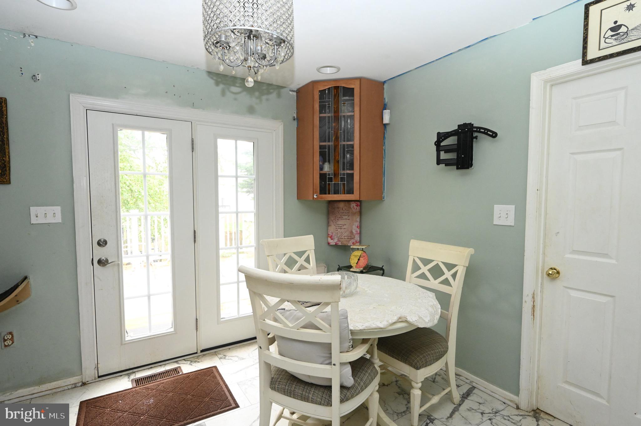 DEER RUN AT MAYFIELD - Residential