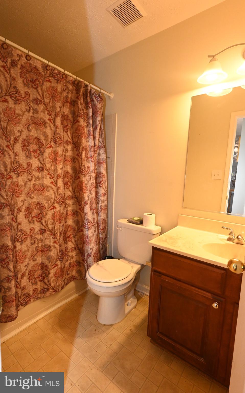 DEER RUN AT MAYFIELD - Residential