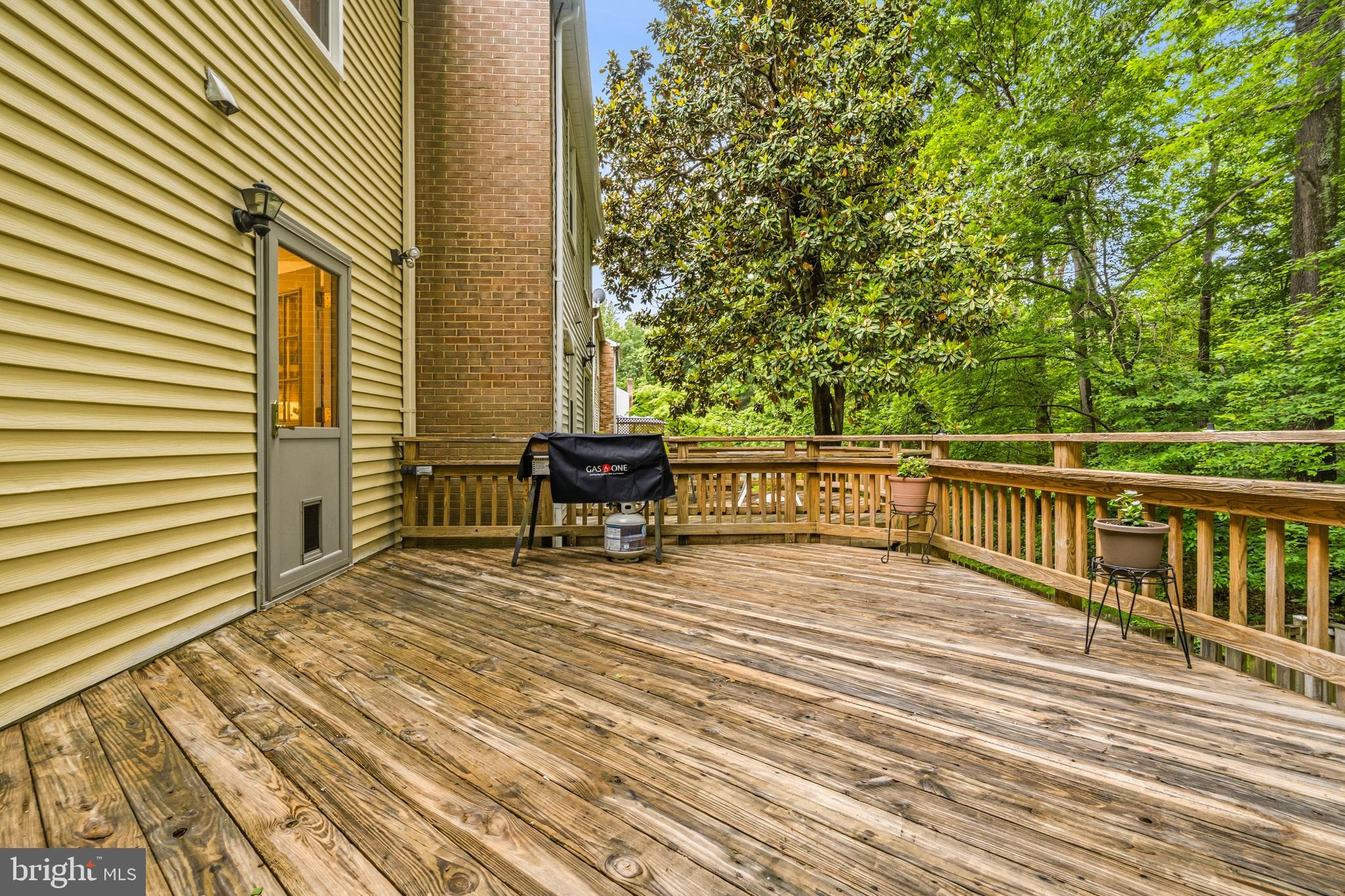 NEWINGTON STATION - Residential