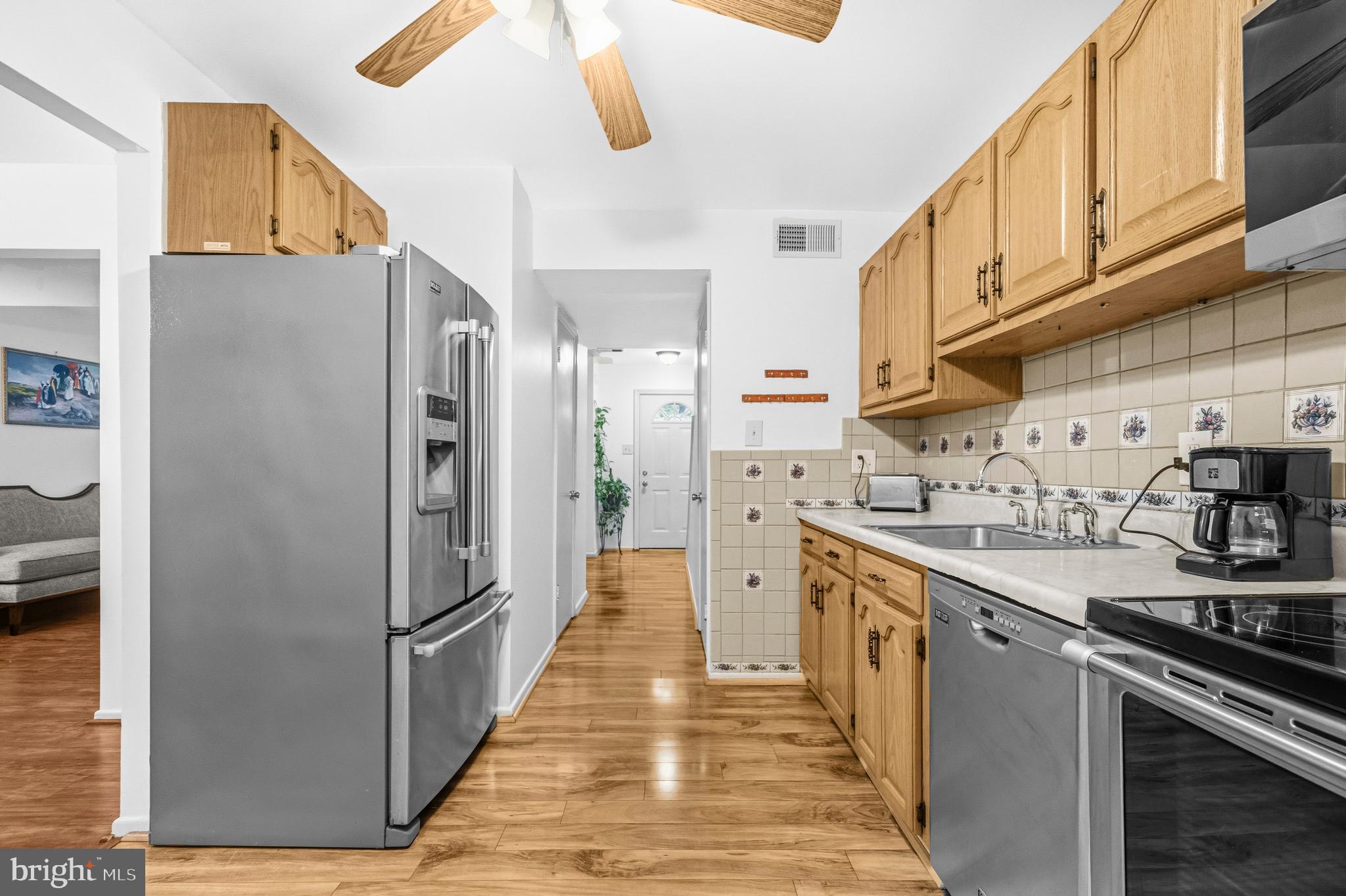 NEWINGTON STATION - Residential