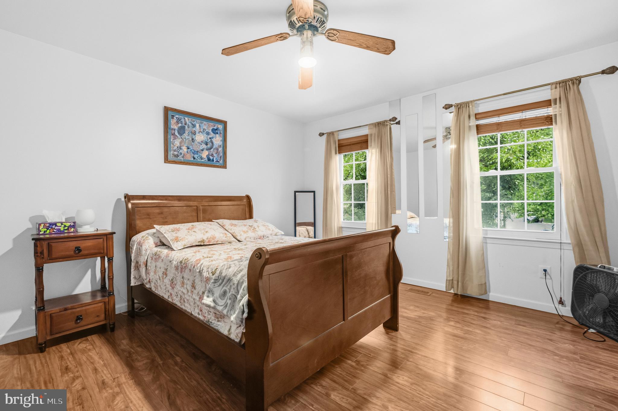 NEWINGTON STATION - Residential